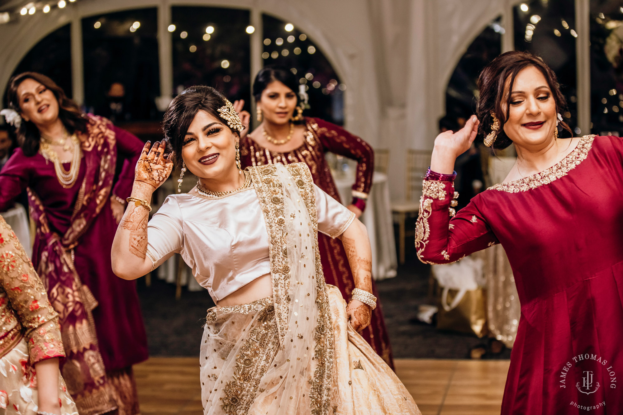 The Golf Club at Newcastle wedding by Seattle wedding photographer James Thomas Long Photography