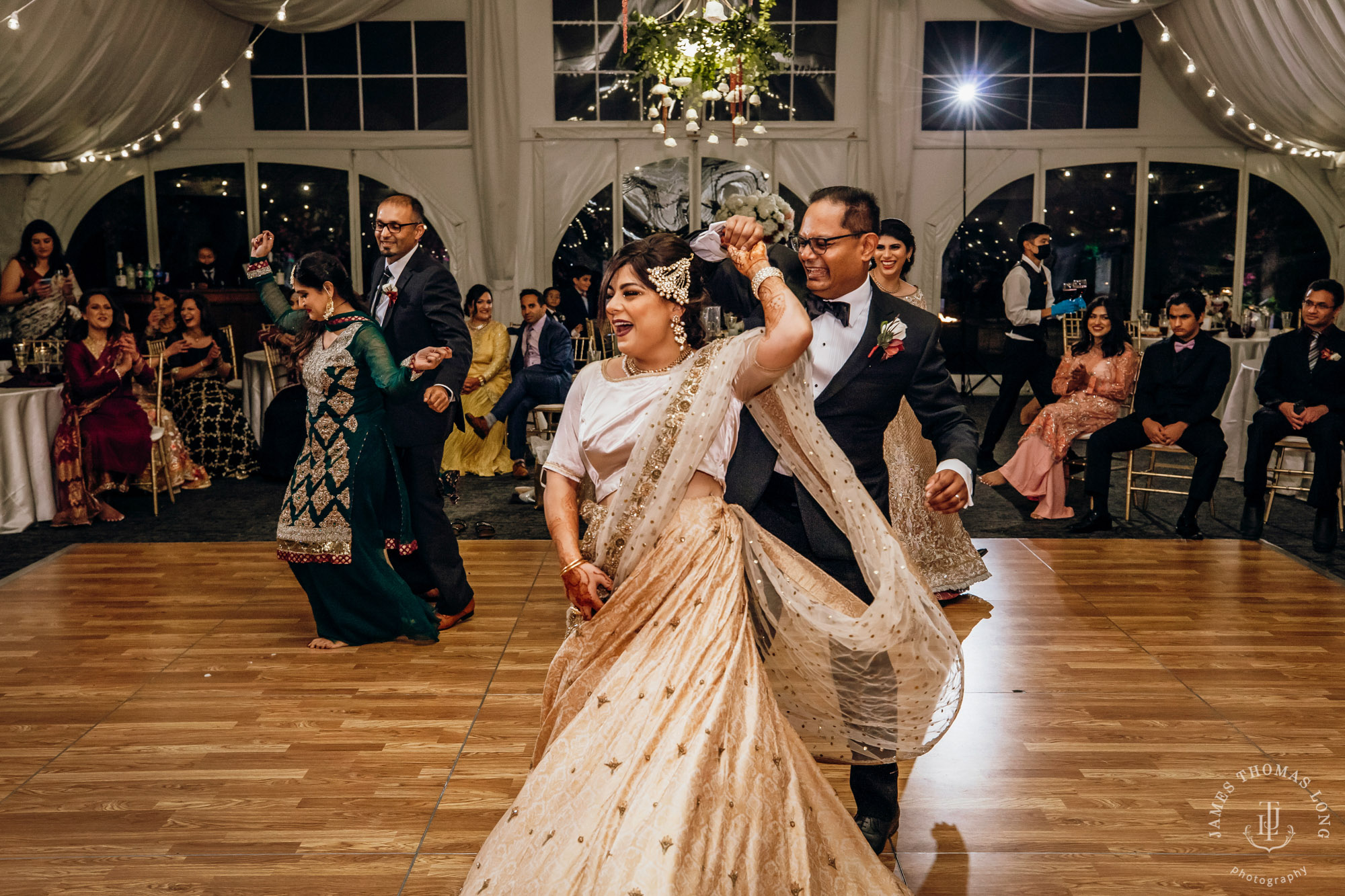 The Golf Club at Newcastle wedding by Seattle wedding photographer James Thomas Long Photography