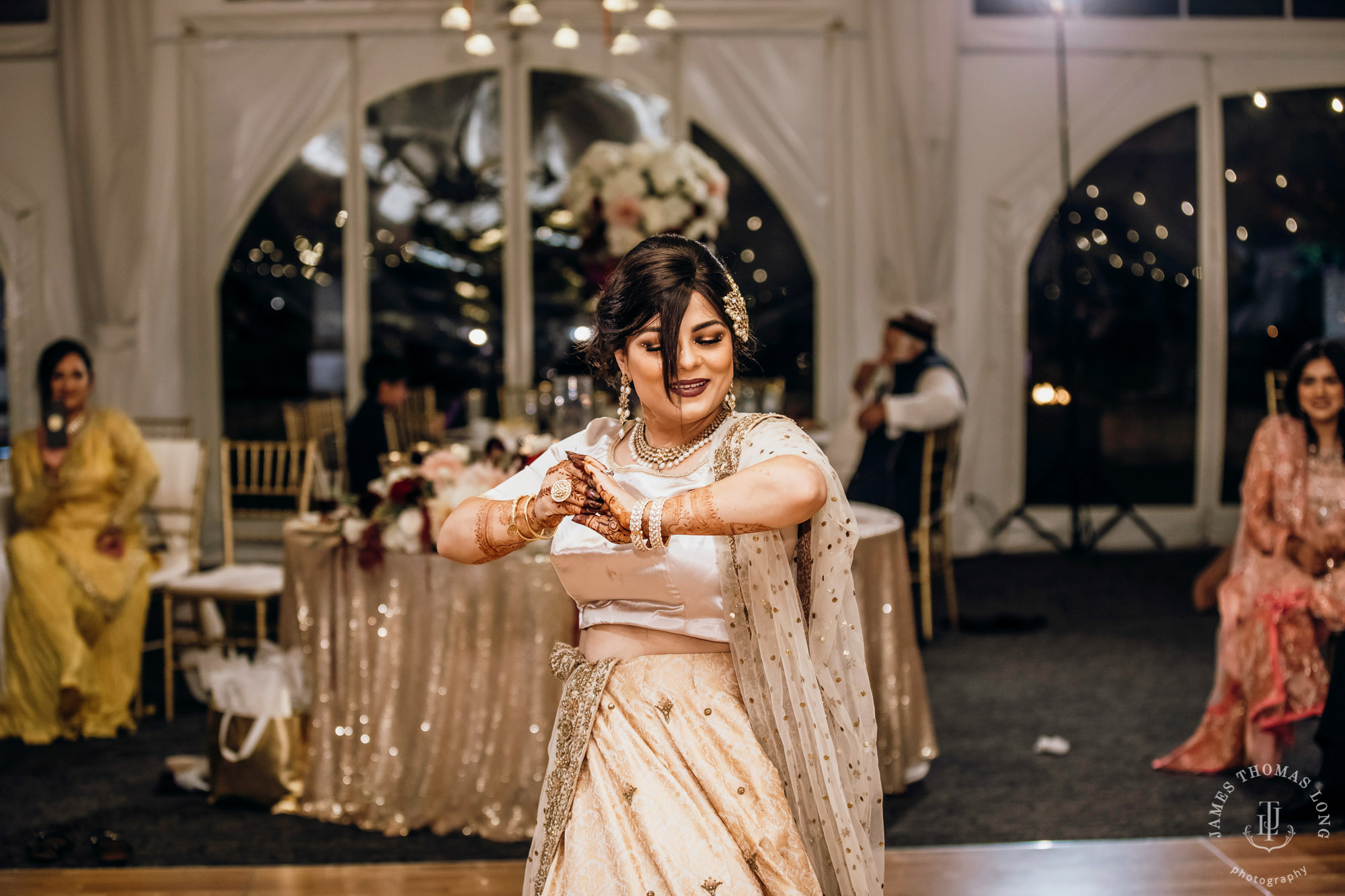 The Golf Club at Newcastle wedding by Seattle wedding photographer James Thomas Long Photography