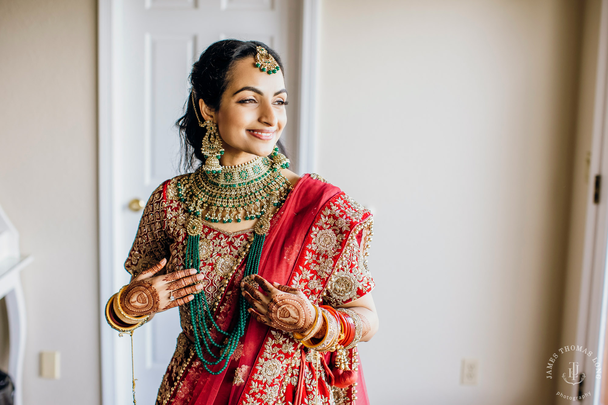 Destination wedding at Tomas Fogarty Winery CA by Seattle wedding photographer James Thomas Long Photography