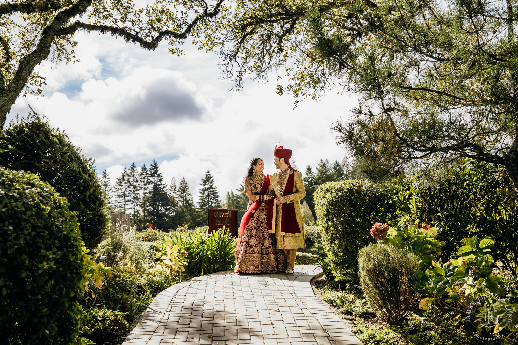 Destination wedding at Tomas Fogarty Winery CA by Seattle wedding photographer James Thomas Long Photography