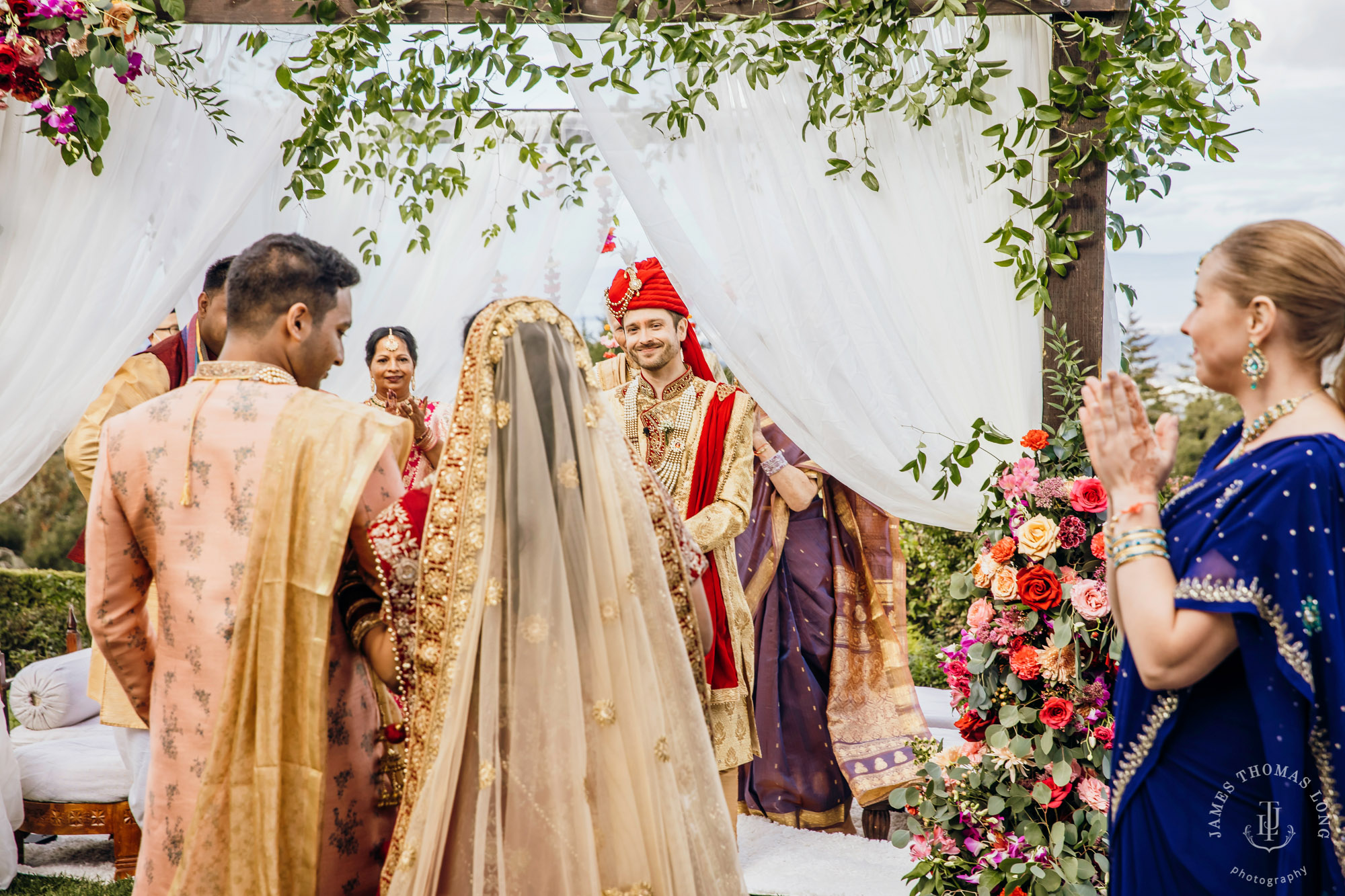 Destination wedding at Tomas Fogarty Winery CA by Seattle wedding photographer James Thomas Long Photography