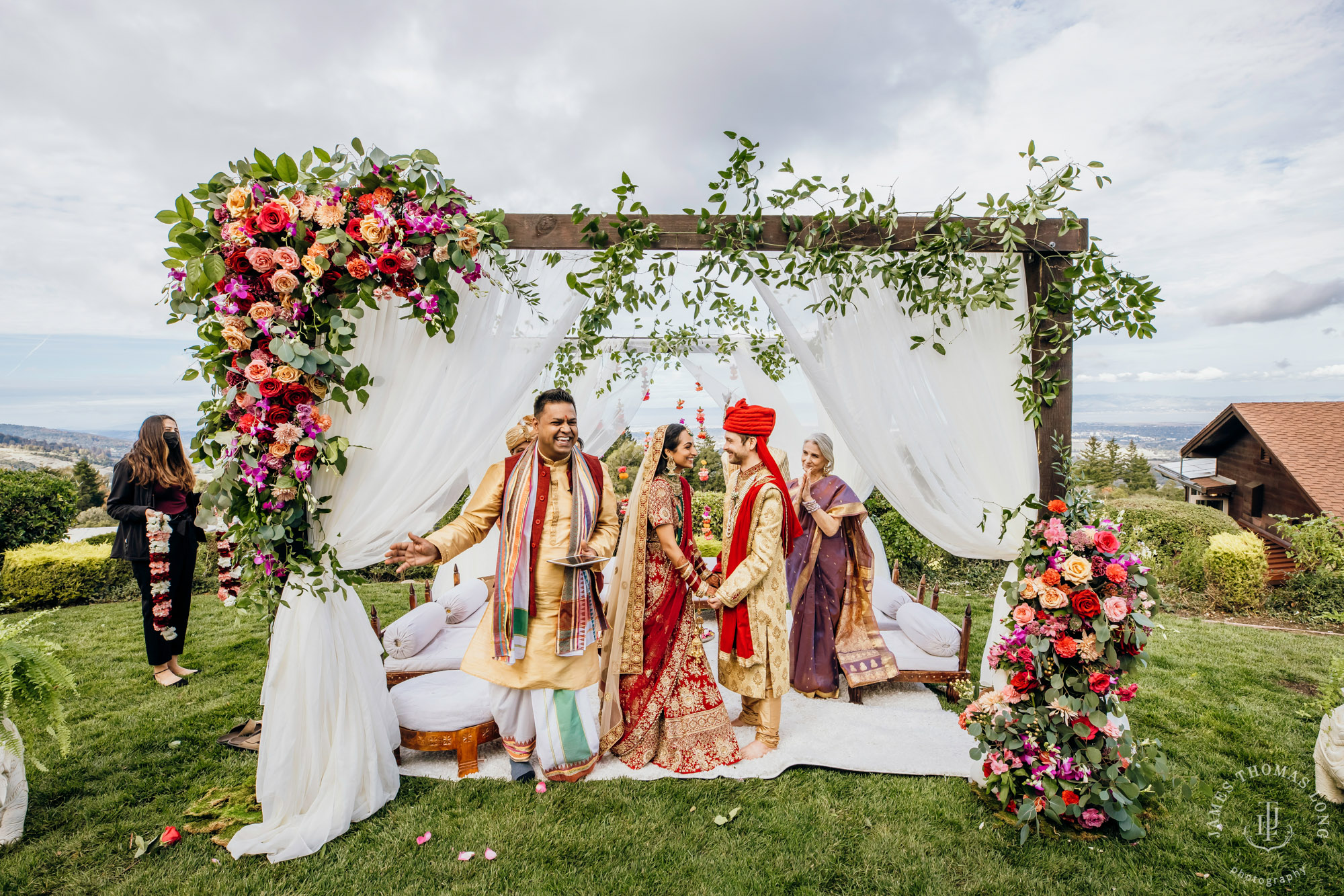 Destination wedding at Tomas Fogarty Winery CA by Seattle wedding photographer James Thomas Long Photography