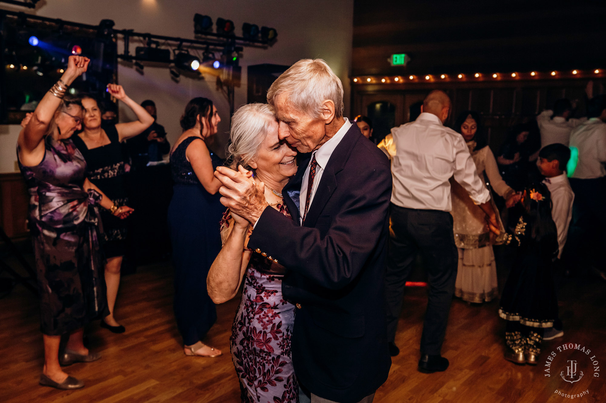 Destination wedding at Thomas Fogarty Winery CA by Seattle wedding photographer James Thomas Long Photography