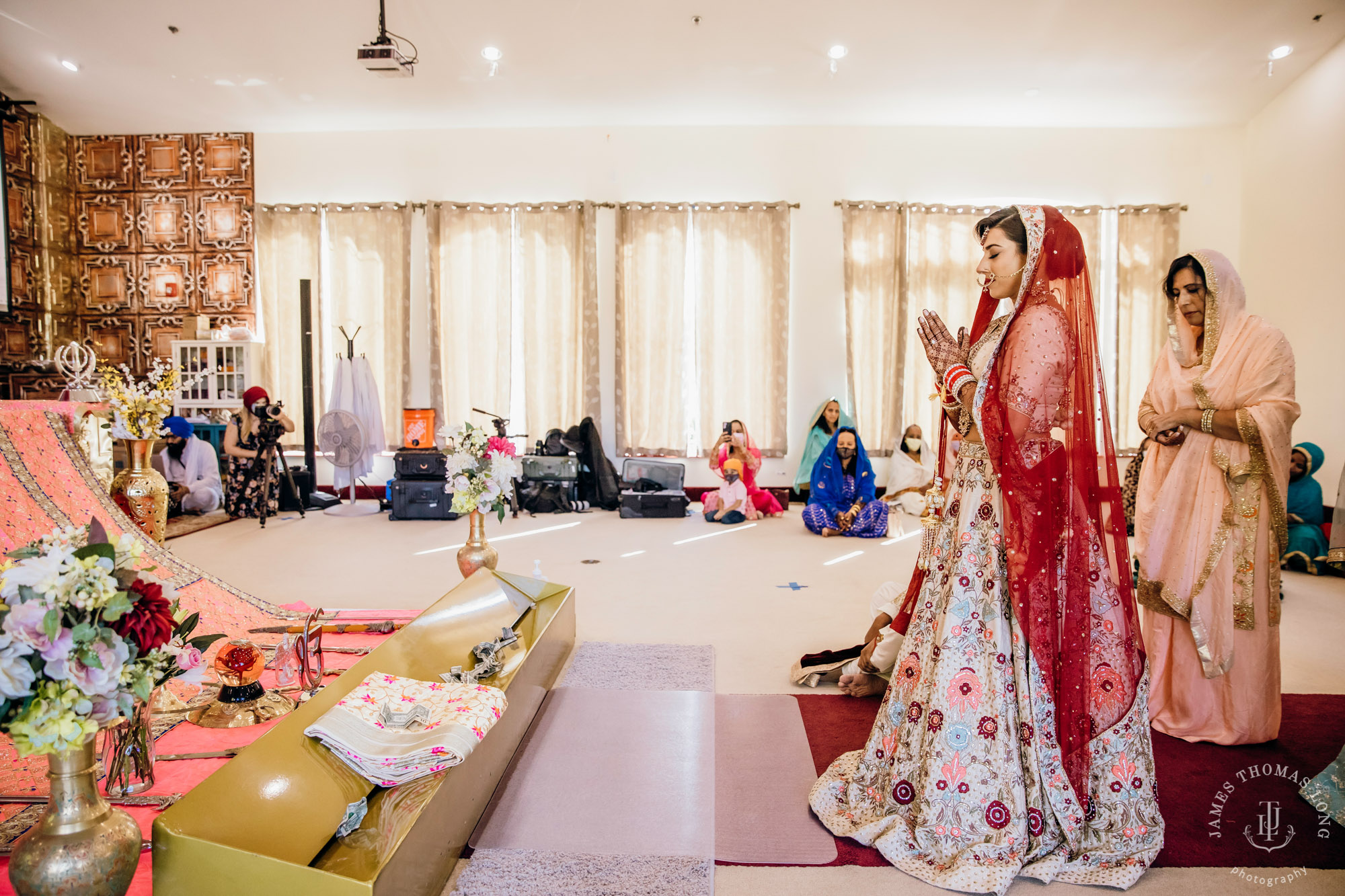 Sikh Punjabi wedding by Seattle wedding photographer James Thomas Long Photography