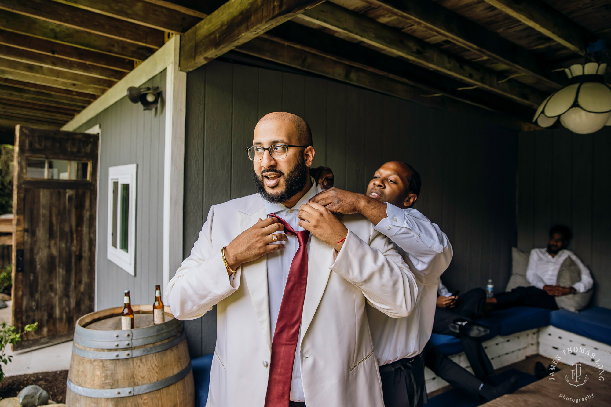 Evergreen Meadows Snoqualmie wedding by Seattle wedding photographer James Thomas Long Photography