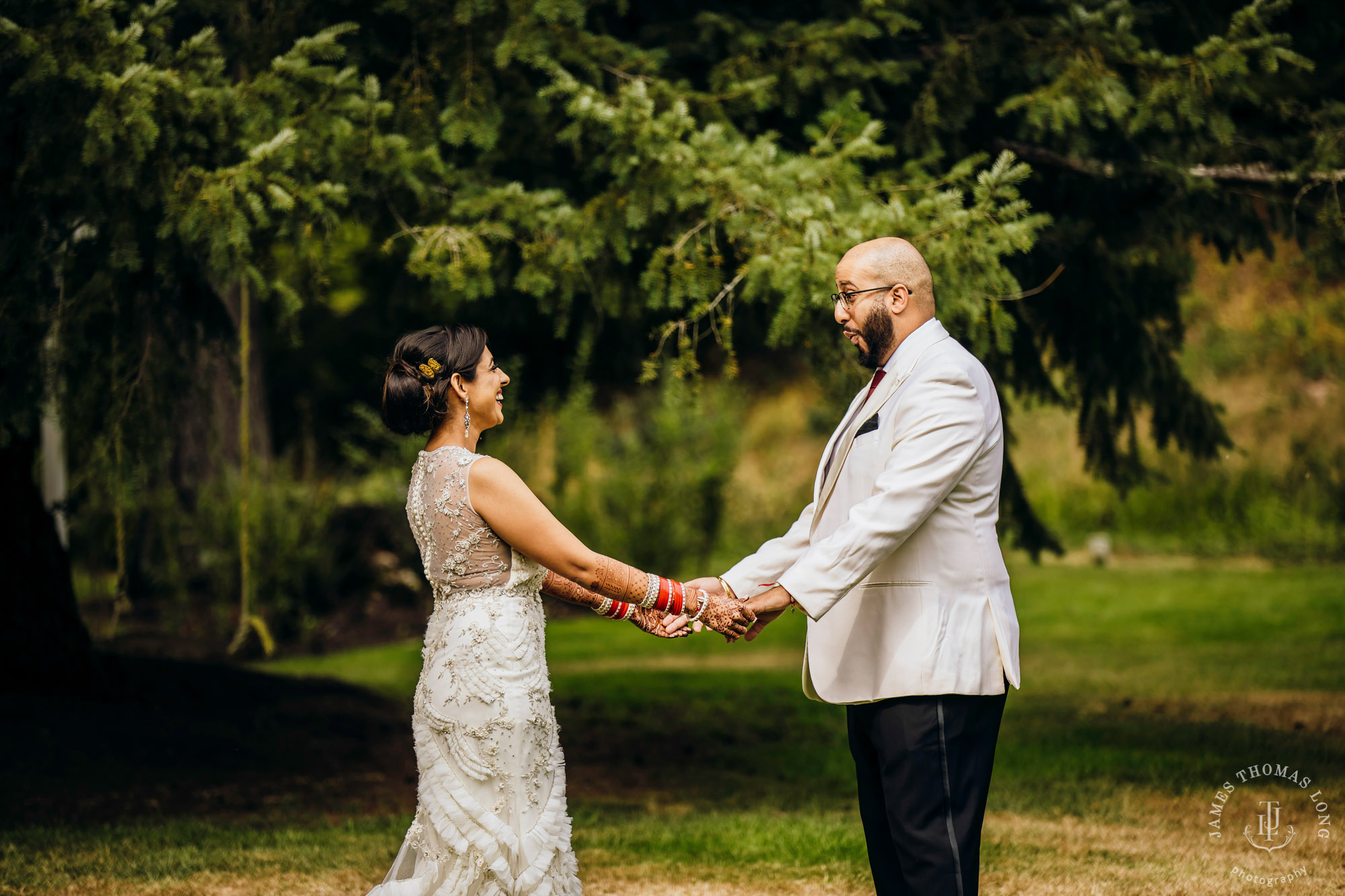 Evergreen Meadows Snoqualmie wedding by Seattle wedding photographer James Thomas Long Photography