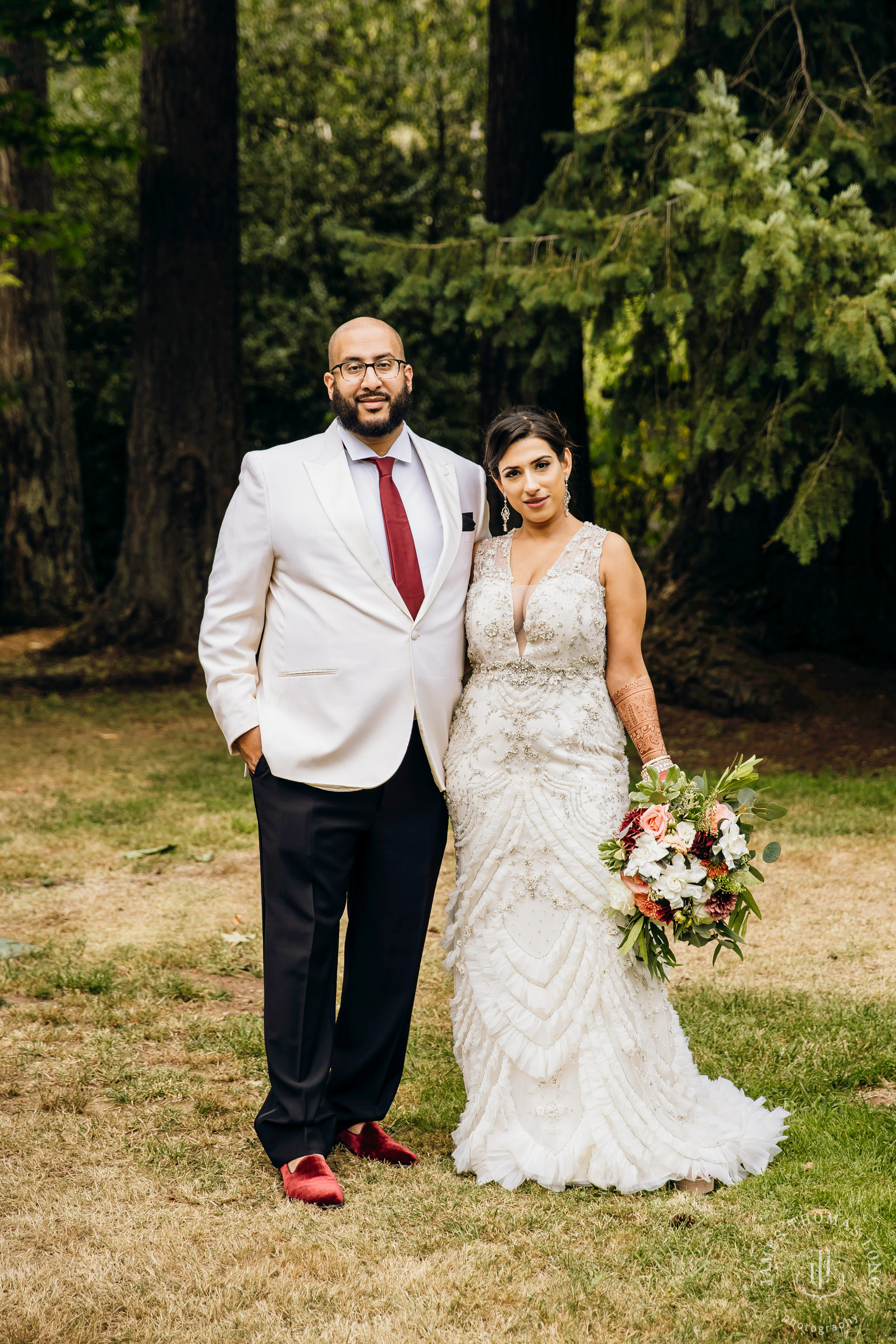 Evergreen Meadows Snoqualmie wedding by Seattle wedding photographer James Thomas Long Photography