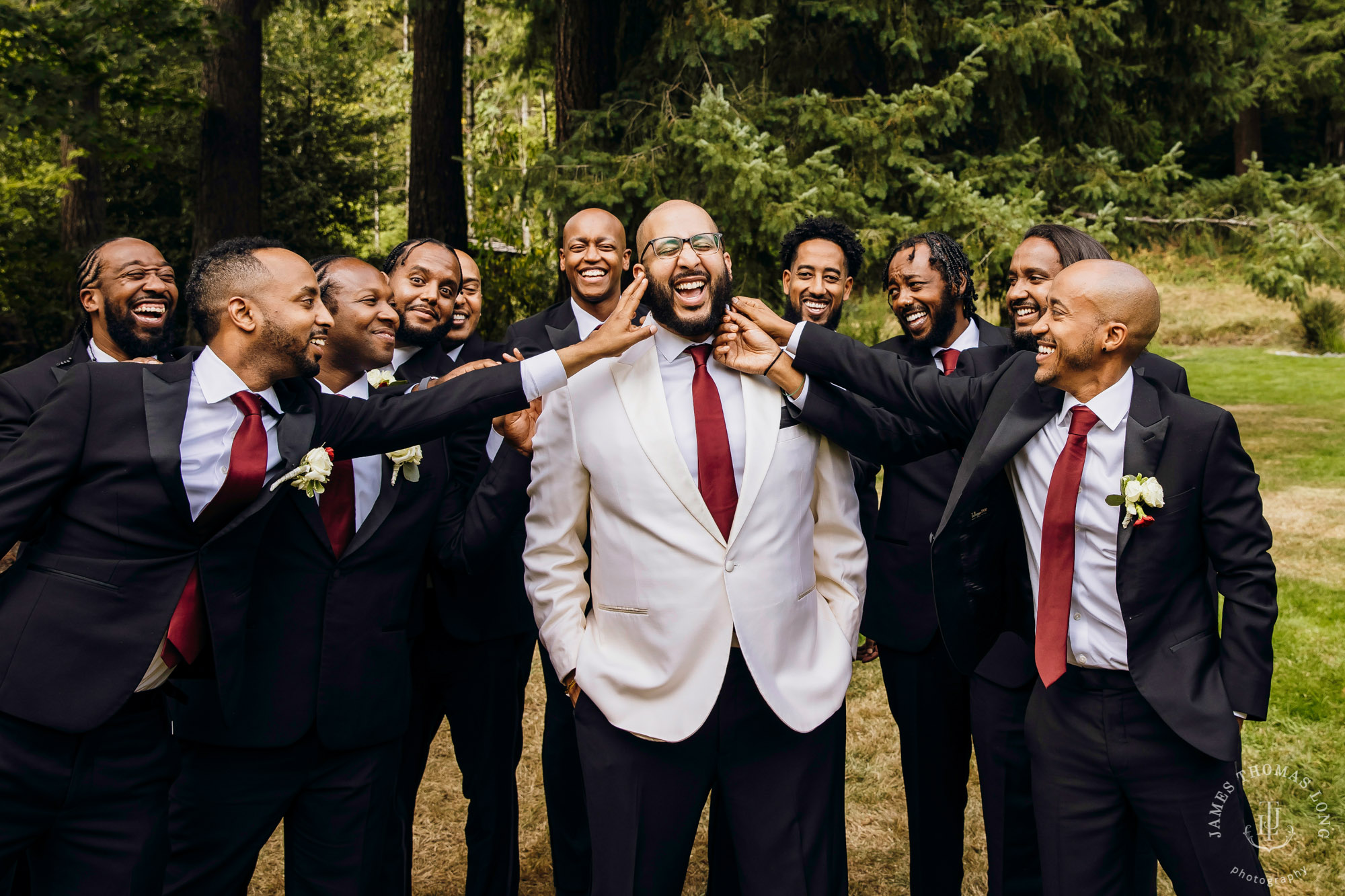 Evergreen Meadows Snoqualmie wedding by Seattle wedding photographer James Thomas Long Photography