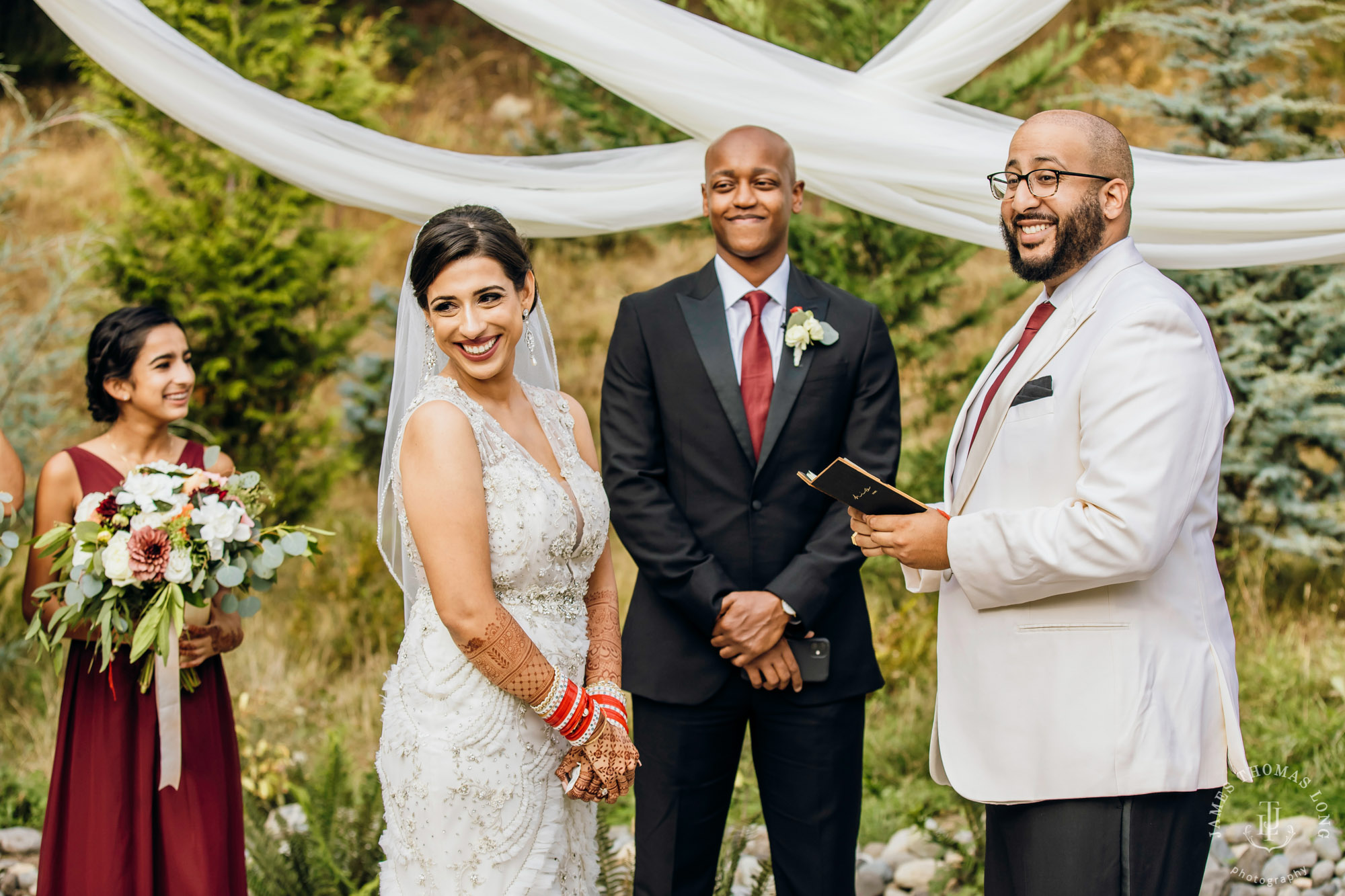 Evergreen Meadows Snoqualmie wedding by Seattle wedding photographer James Thomas Long Photography