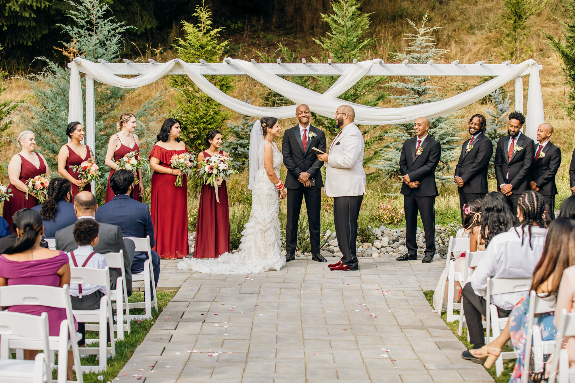 Evergreen Meadows Snoqualmie wedding by Seattle wedding photographer James Thomas Long Photography