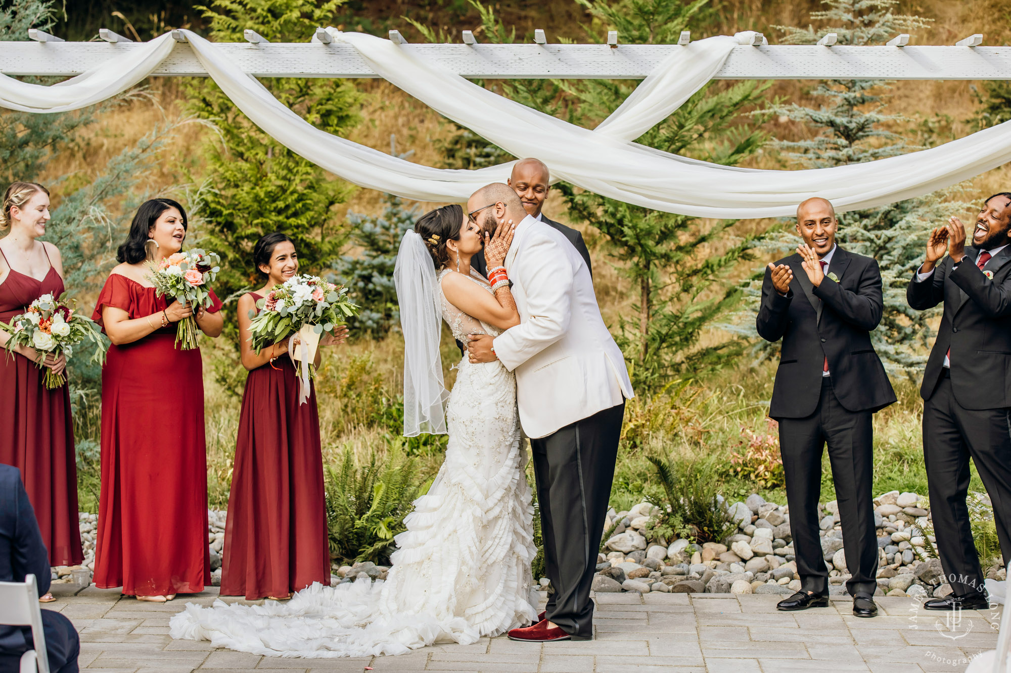 Evergreen Meadows Snoqualmie wedding by Seattle wedding photographer James Thomas Long Photography