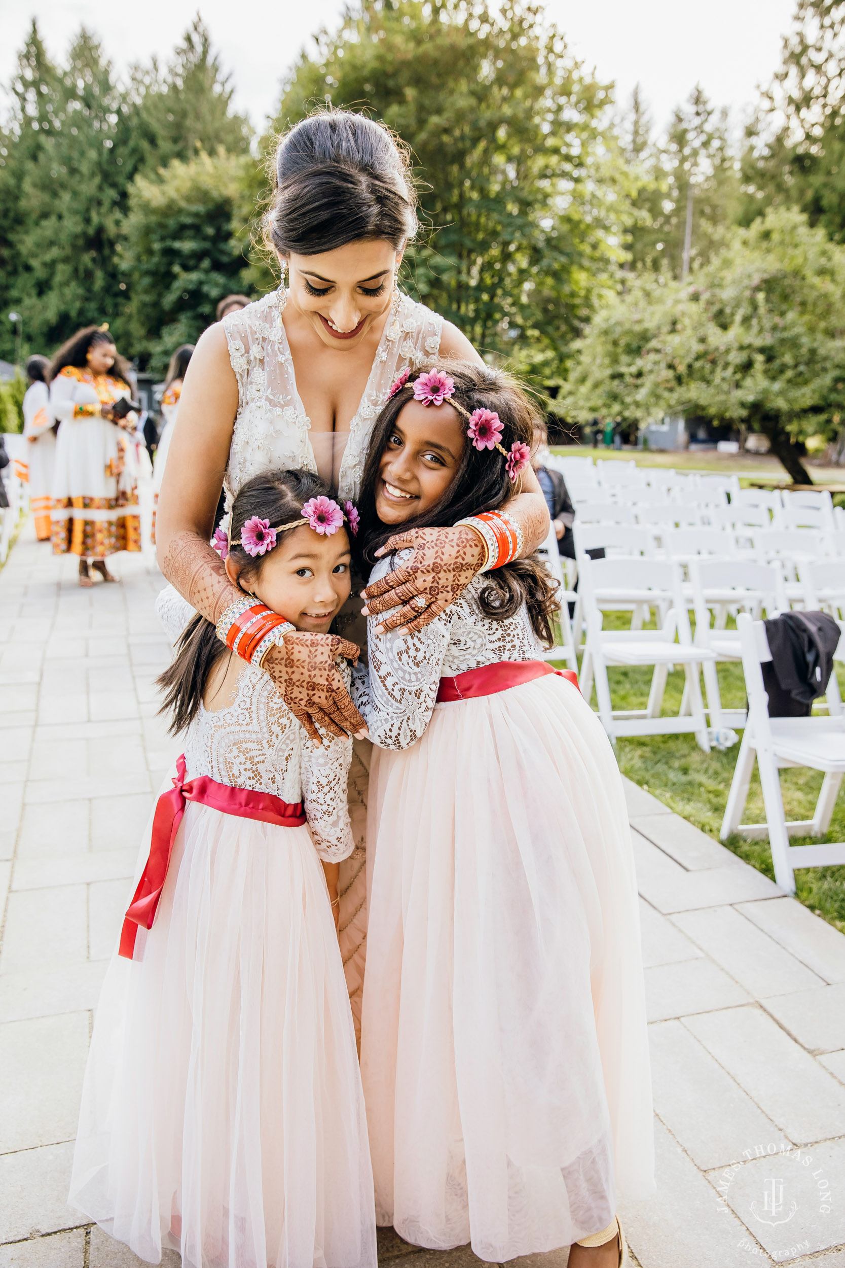 Evergreen Meadows Snoqualmie wedding by Seattle wedding photographer James Thomas Long Photography