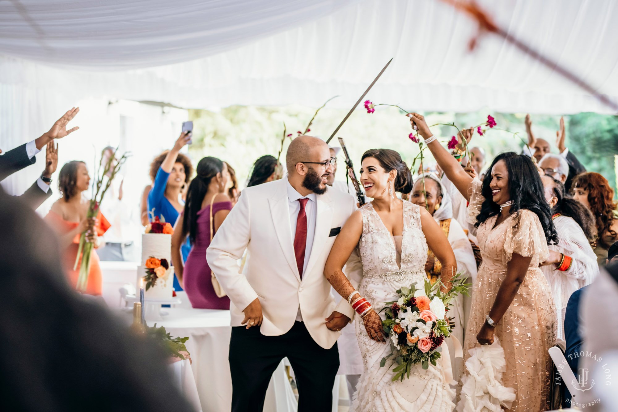 Evergreen Meadows Snoqualmie wedding by Seattle wedding photographer James Thomas Long Photography