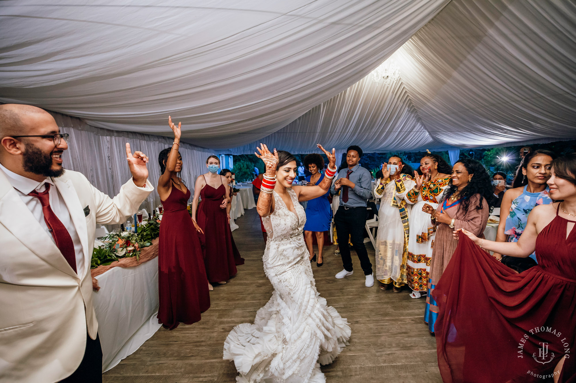 Evergreen Meadows Snoqualmie wedding by Seattle wedding photographer James Thomas Long Photography