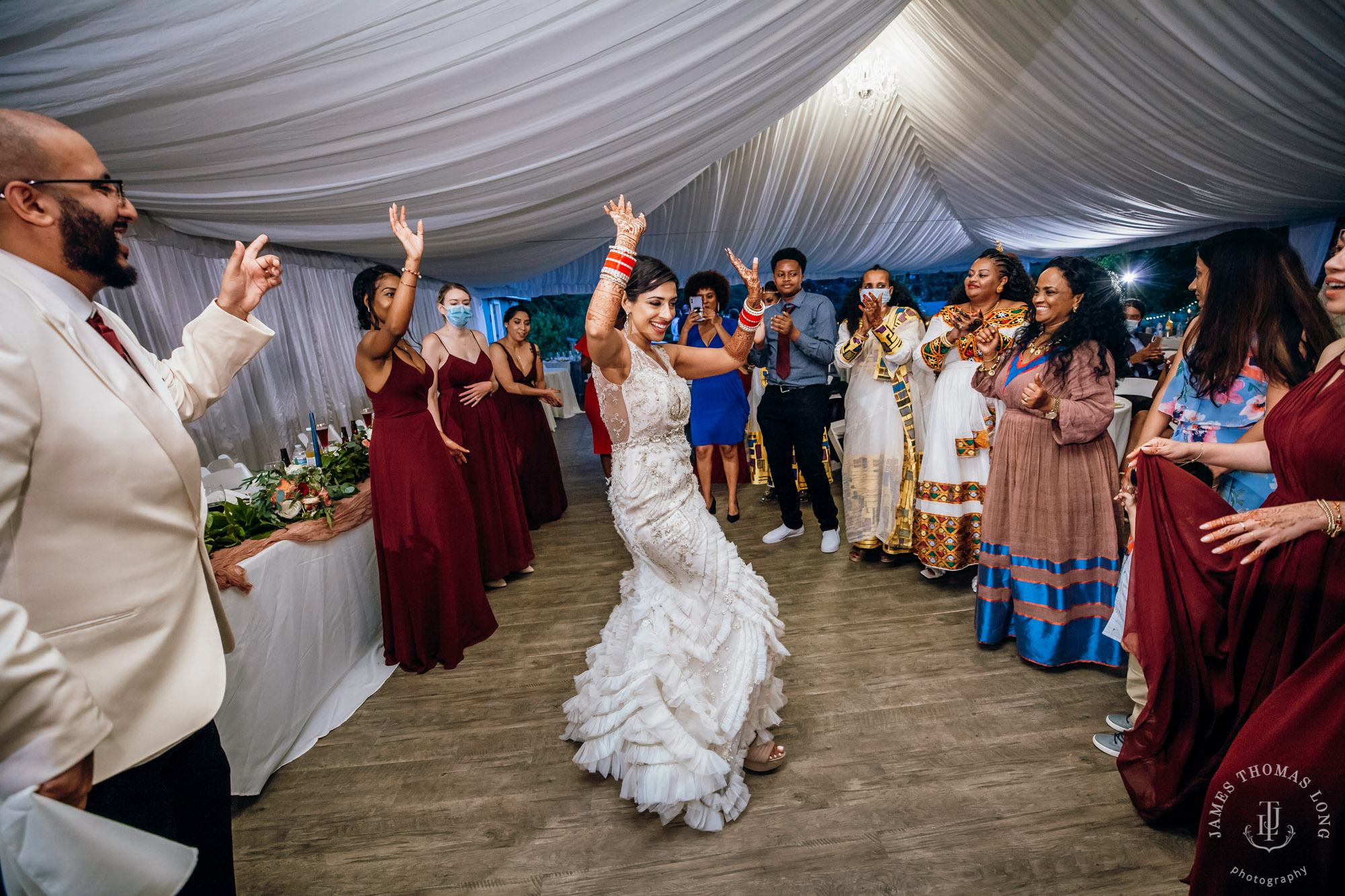 Evergreen Meadows Snoqualmie wedding by Seattle wedding photographer James Thomas Long Photography