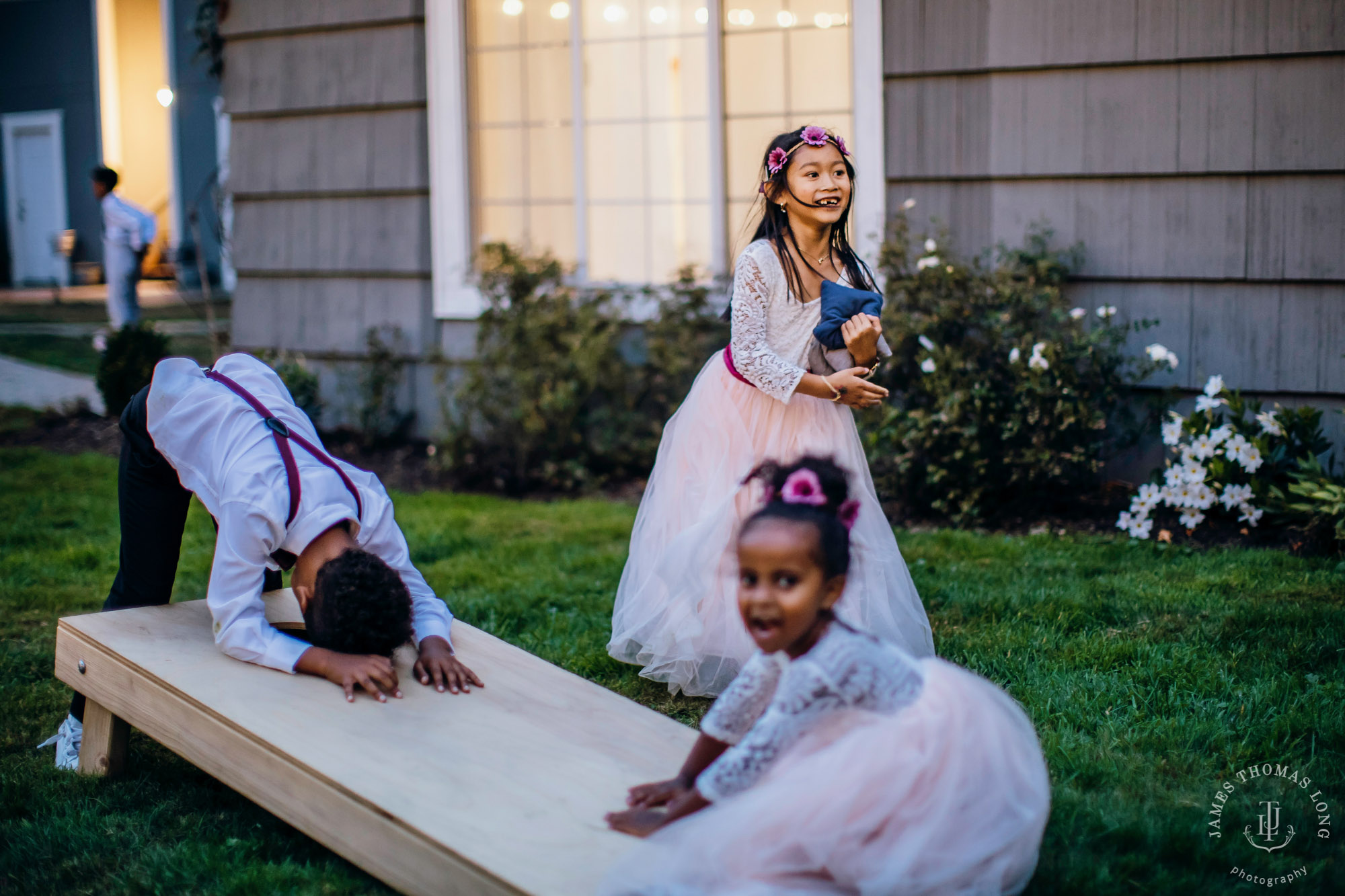 Evergreen Meadows Snoqualmie wedding by Seattle wedding photographer James Thomas Long Photography