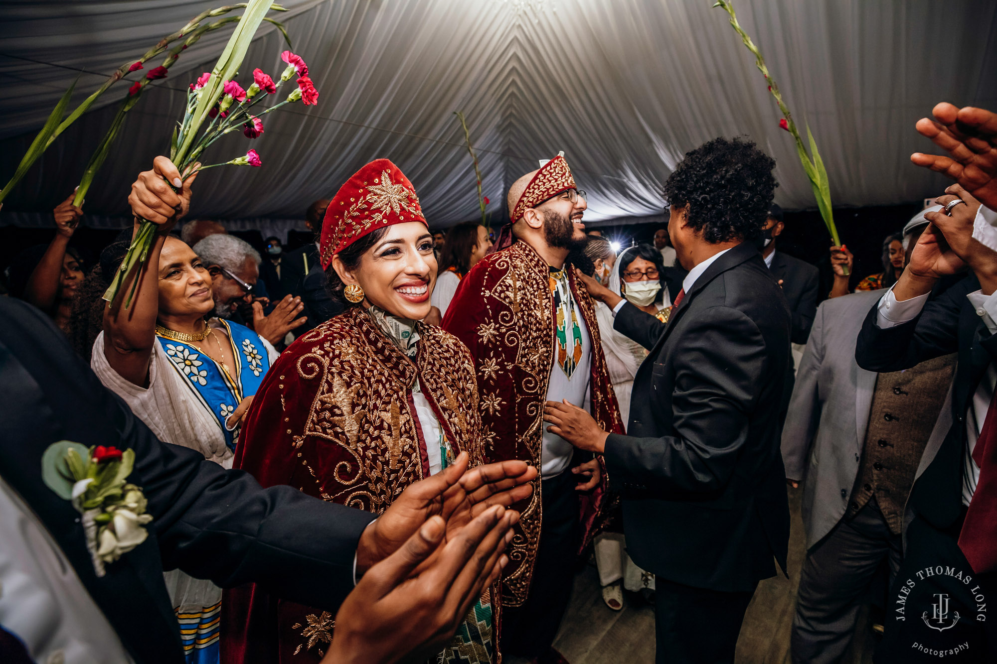 Evergreen Meadows Snoqualmie wedding by Seattle wedding photographer James Thomas Long Photography