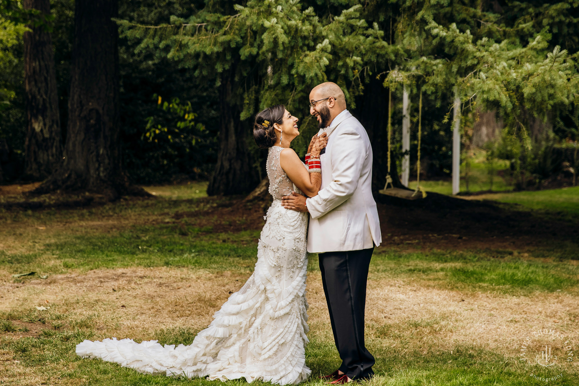 Evergreen Meadows Snoqualmie wedding by Seattle wedding photographer James Thomas Long Photography