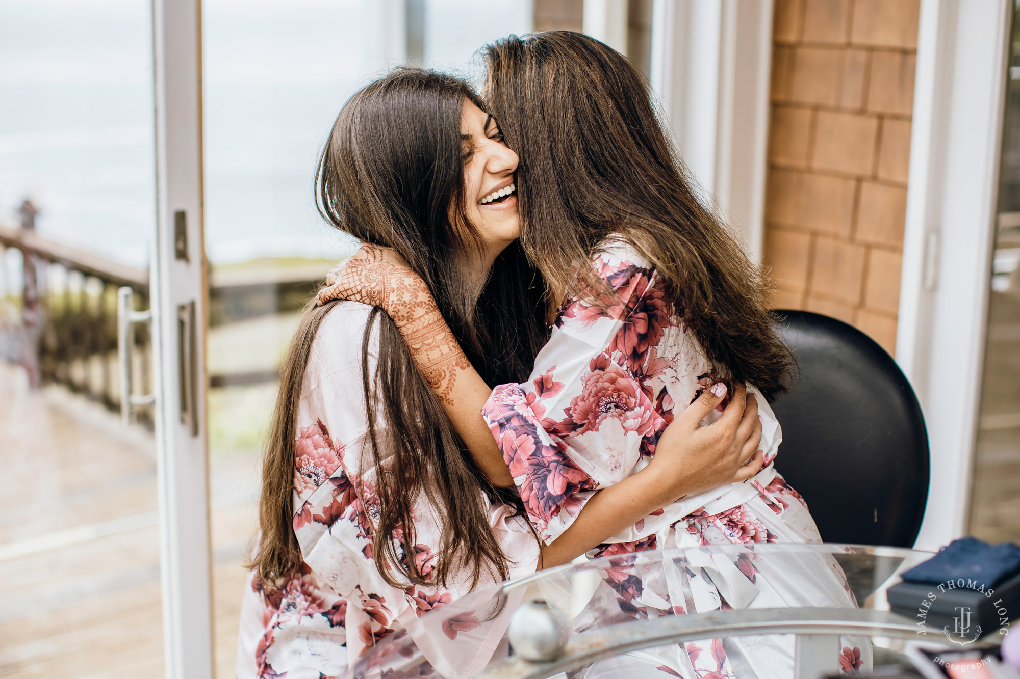 Destination wedding in Mendocino by Seattle wedding photographer James Thomas Long Photography