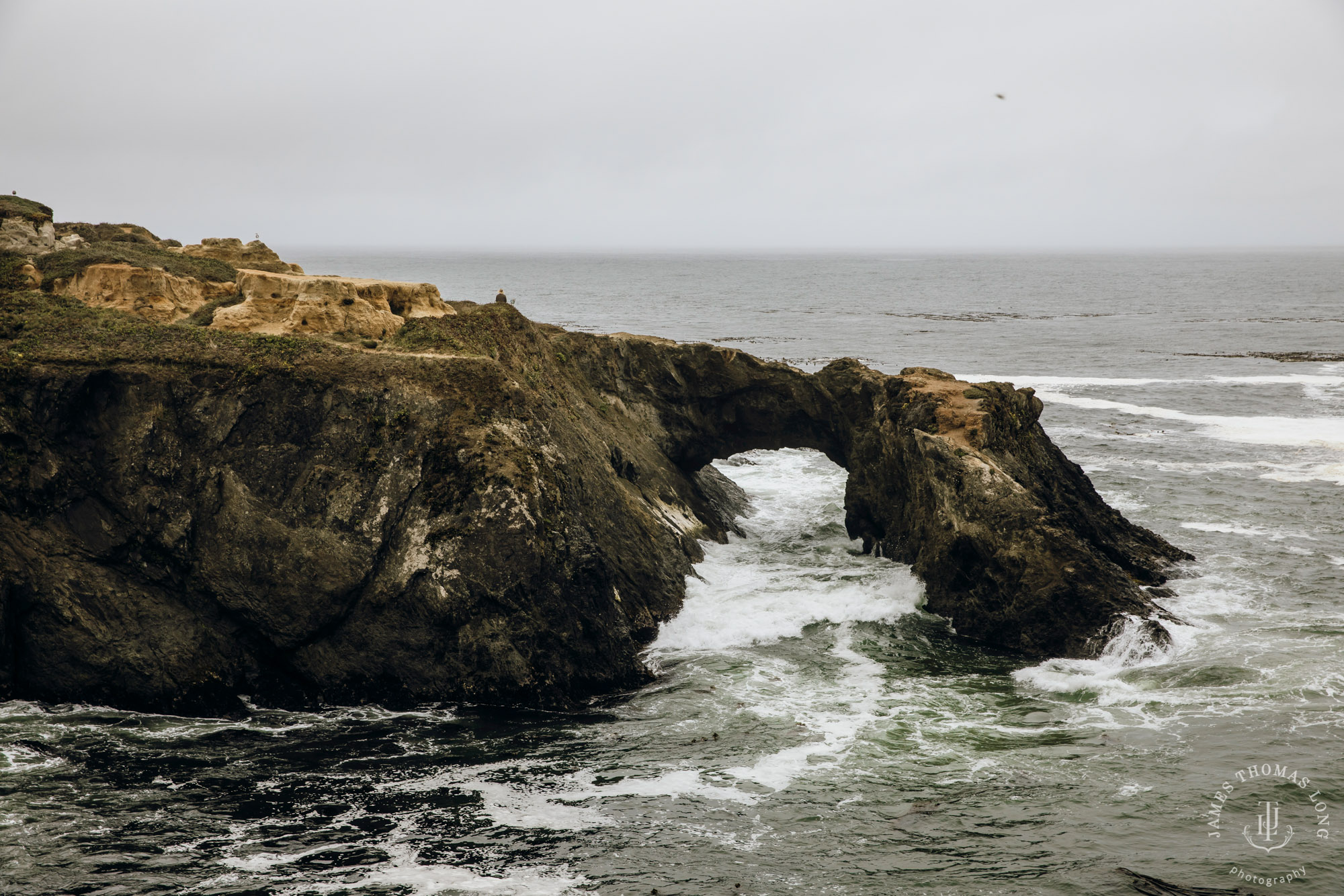 Destination wedding in Mendocino by Seattle wedding photographer James Thomas Long Photography