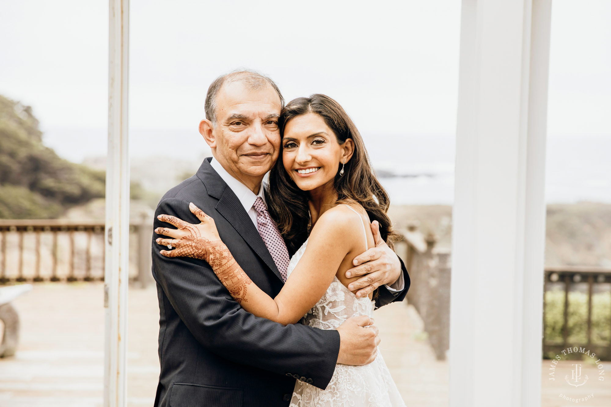 Destination wedding in Mendocino by Seattle wedding photographer James Thomas Long Photography