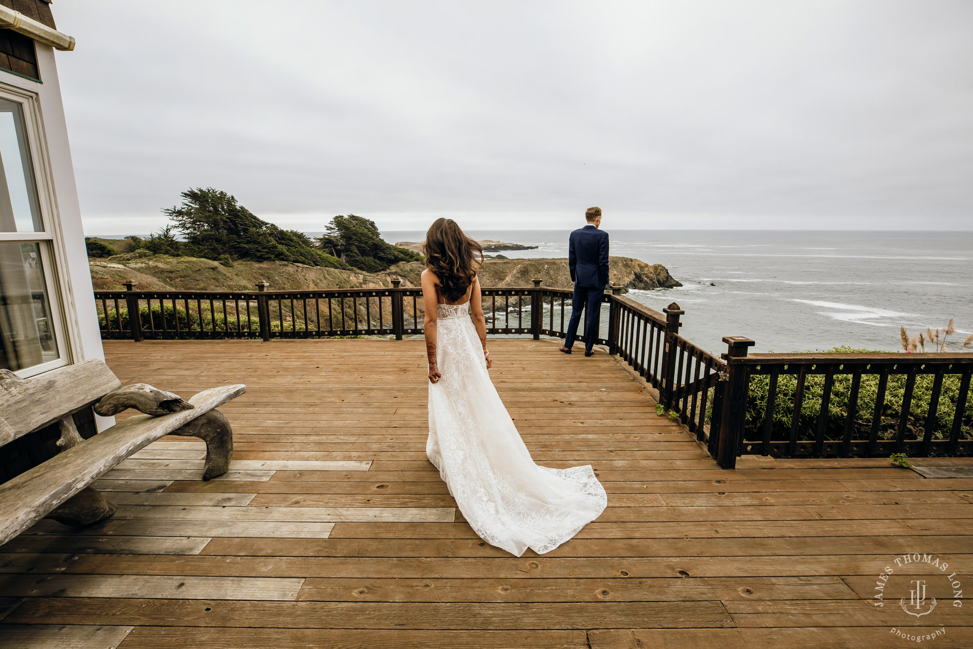 Destination wedding in Mendocino by Seattle wedding photographer James Thomas Long Photography