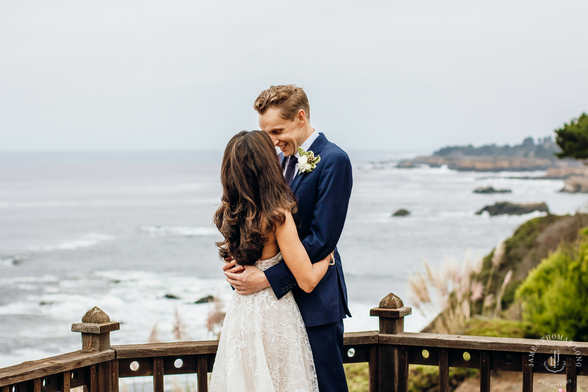 Destination wedding in Mendocino by Seattle wedding photographer James Thomas Long Photography