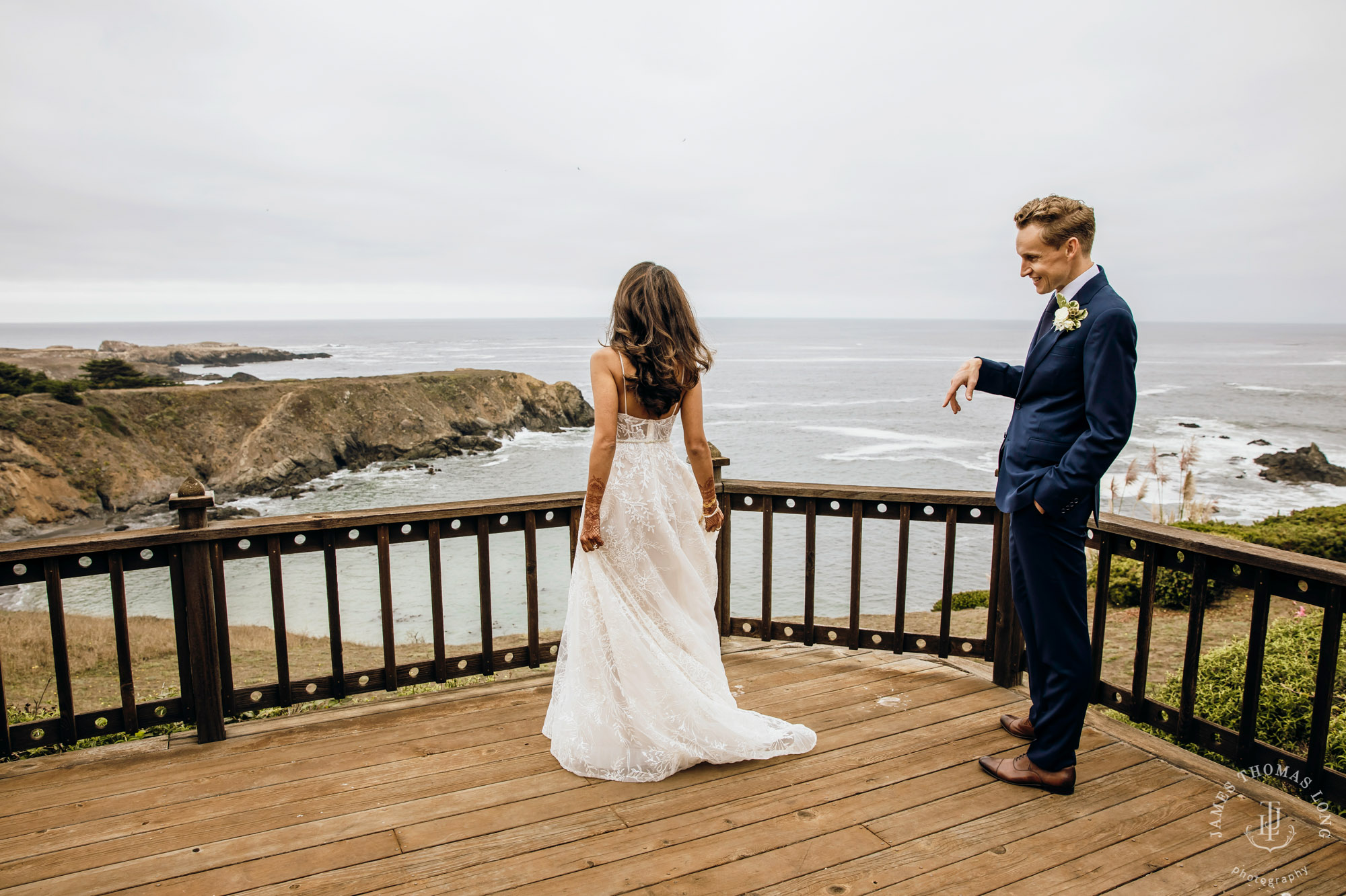 Destination wedding in Mendocino by Seattle wedding photographer James Thomas Long Photography