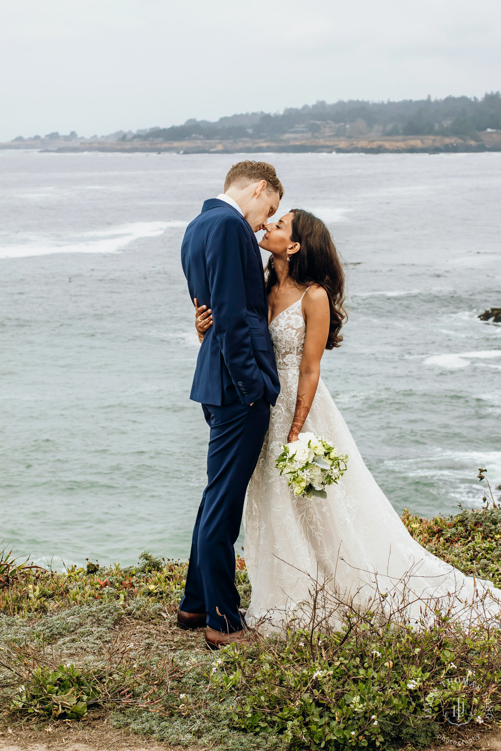 Destination wedding in Mendocino by Seattle wedding photographer James Thomas Long Photography