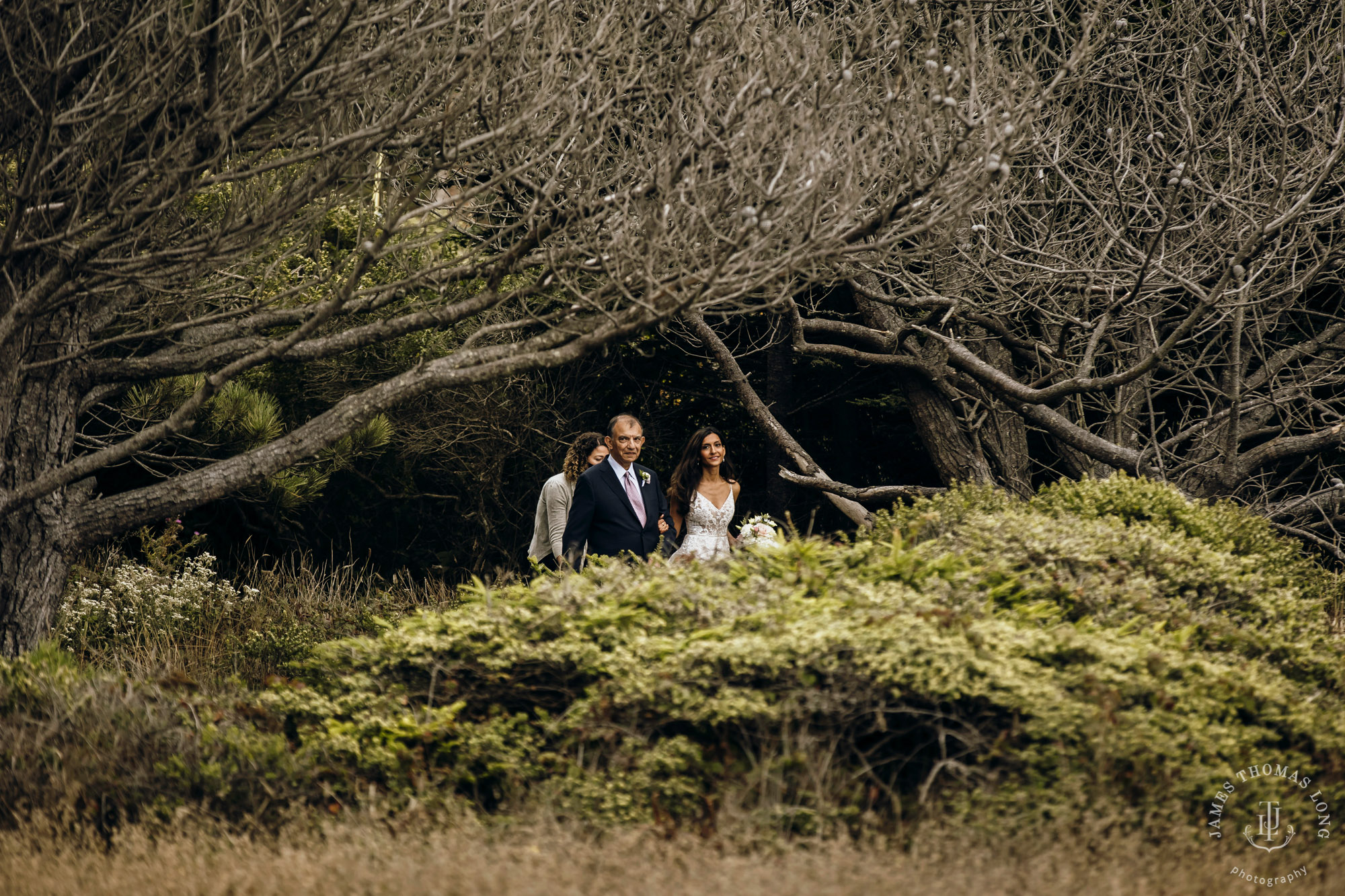 Destination wedding in Mendocino by Seattle wedding photographer James Thomas Long Photography