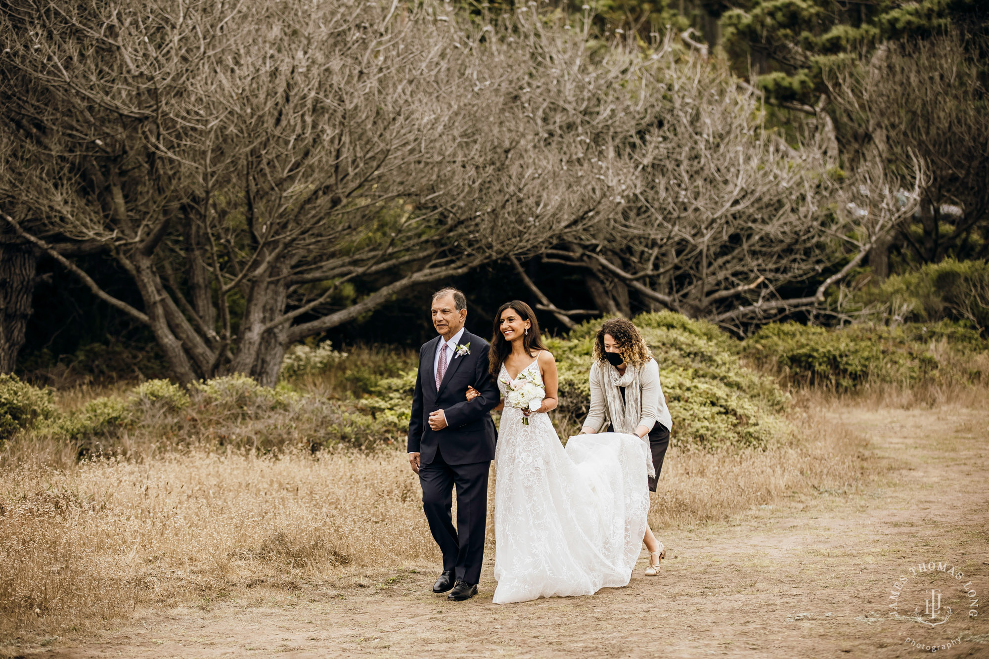 Destination wedding in Mendocino by Seattle wedding photographer James Thomas Long Photography