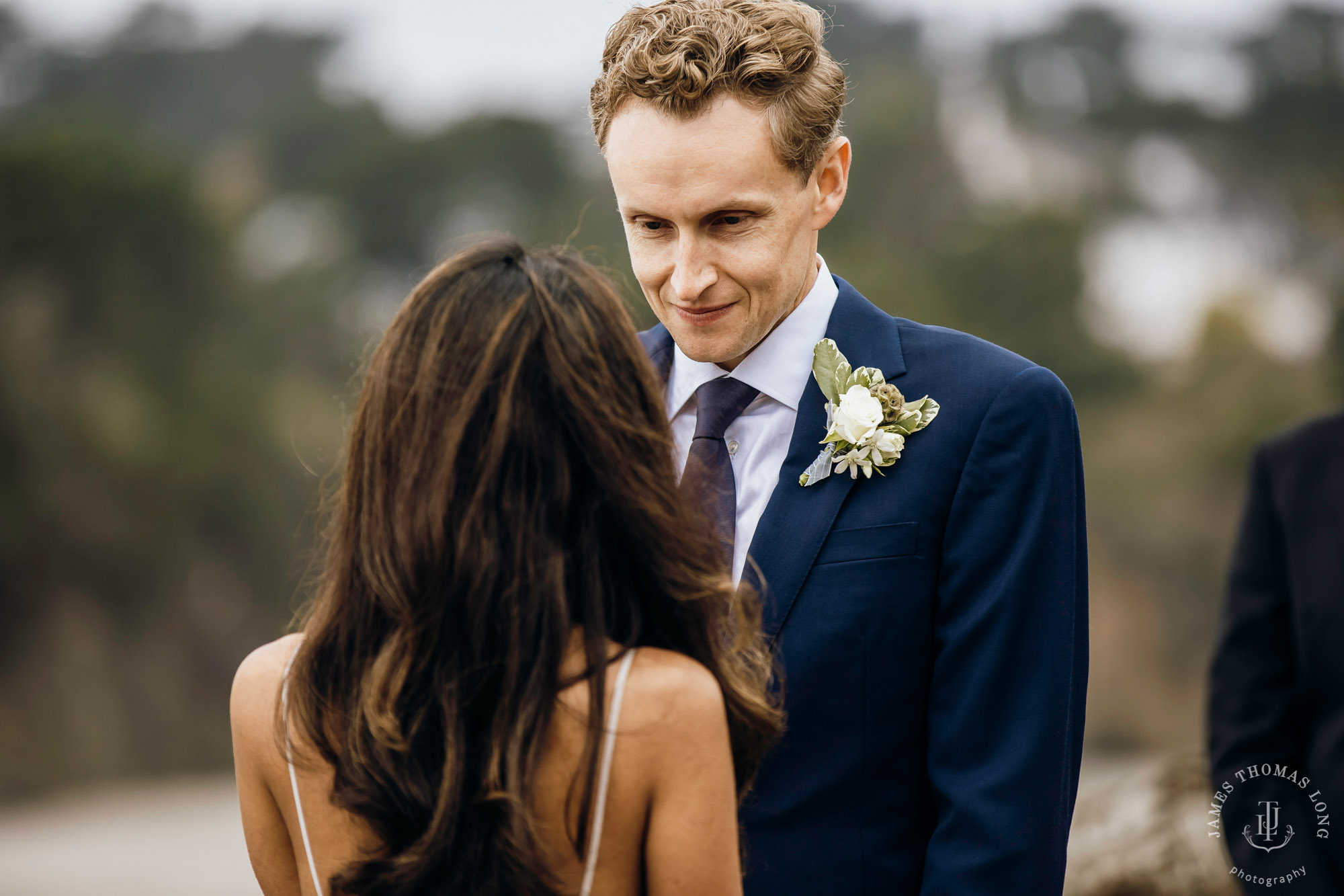 Destination wedding in Mendocino by Seattle wedding photographer James Thomas Long Photography