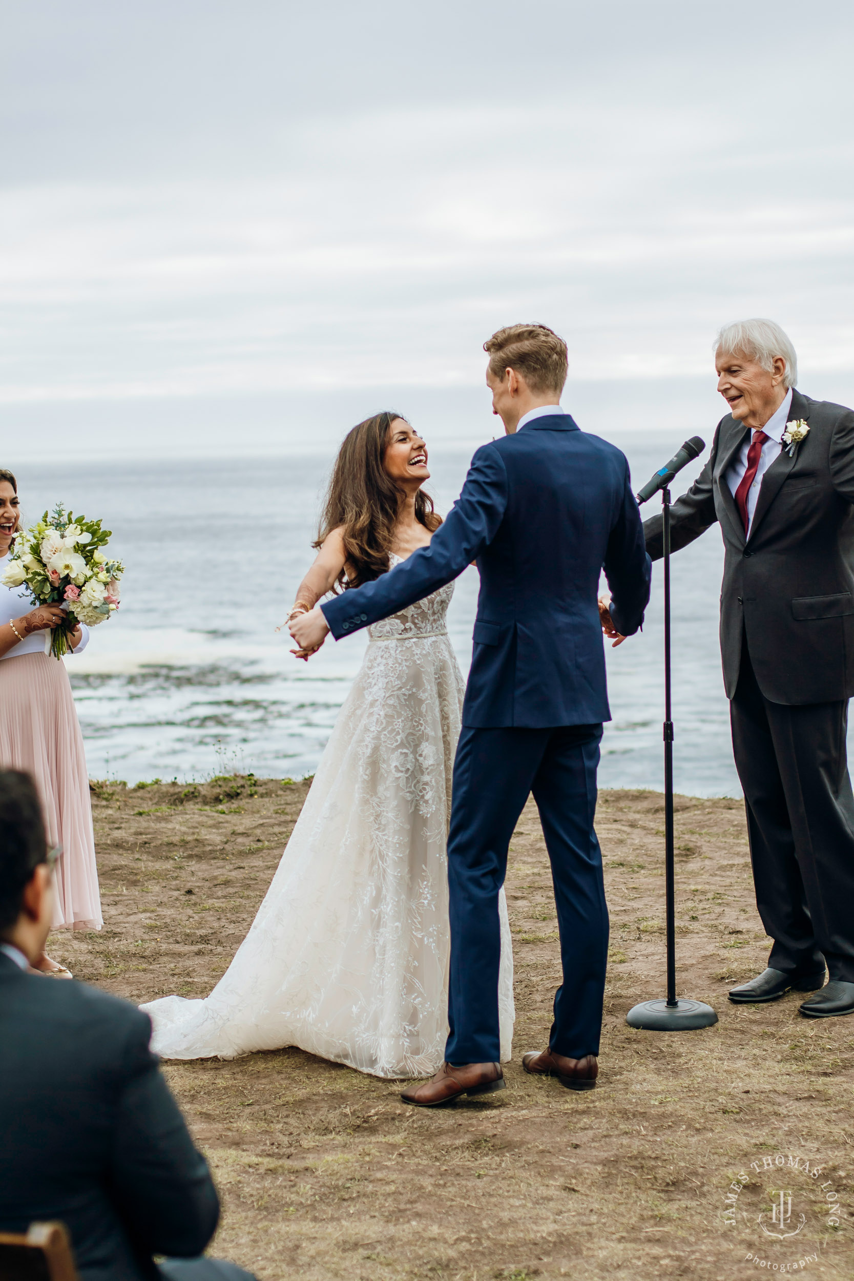 Destination wedding in Mendocino by Seattle wedding photographer James Thomas Long Photography