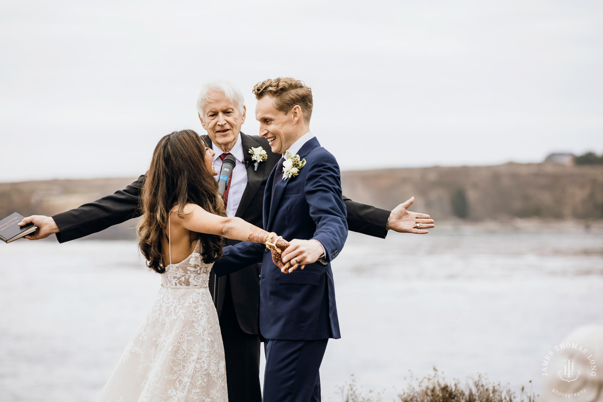 Destination wedding in Mendocino by Seattle wedding photographer James Thomas Long Photography