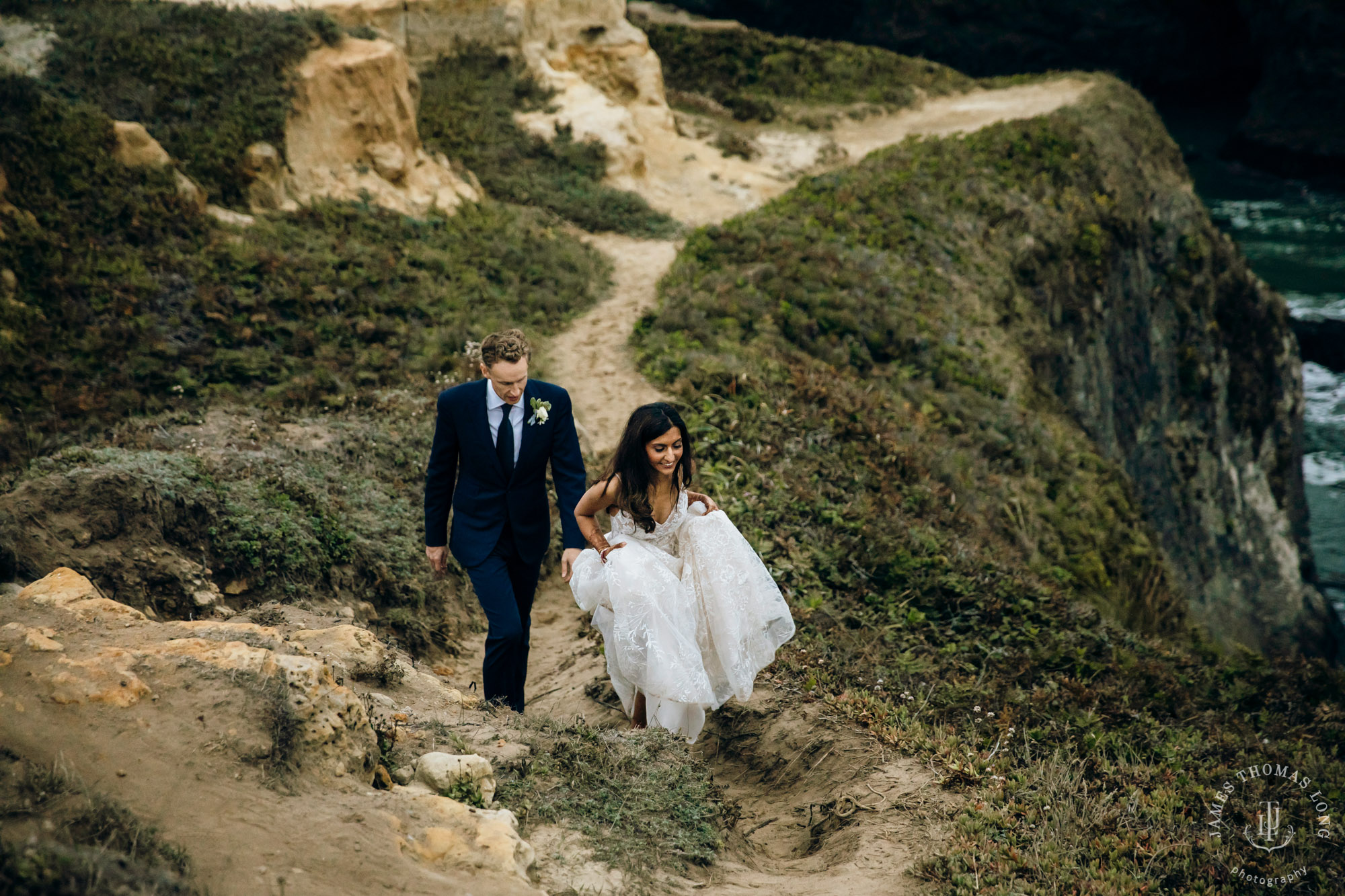 Destination wedding in Mendocino by Seattle wedding photographer James Thomas Long Photography