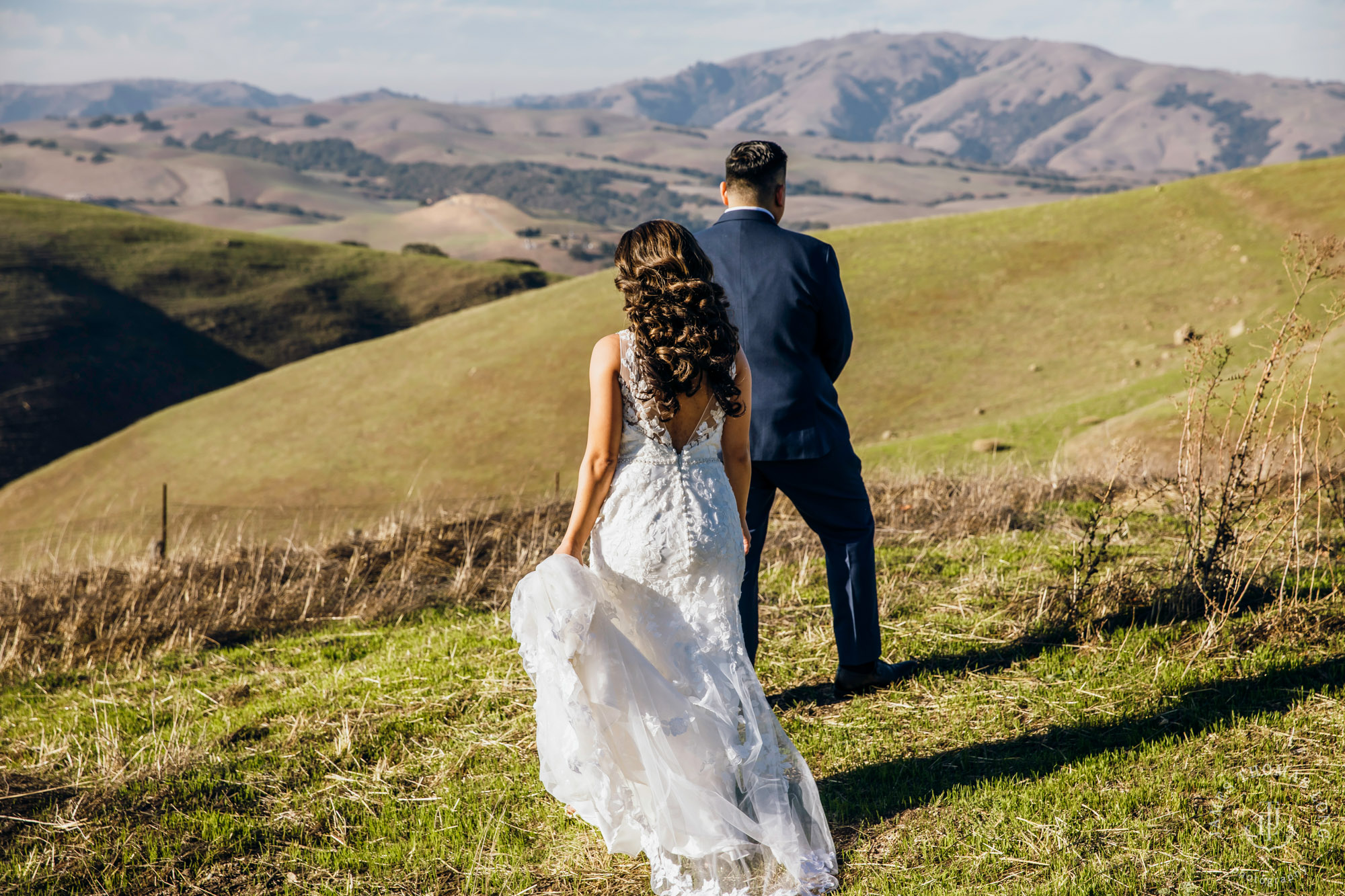 Destination wedding Sunol CA by Seattle wedding photographer James Thomas Long Photography