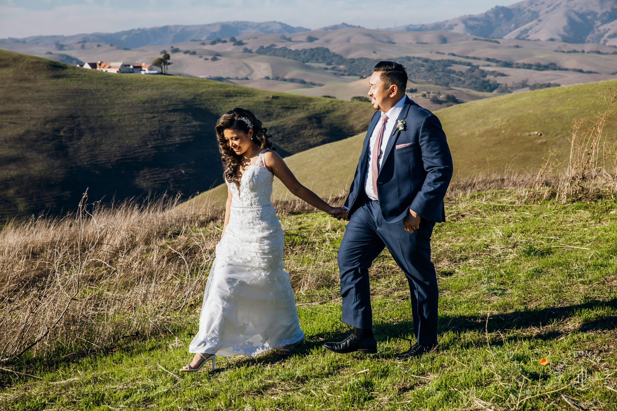 Destination wedding Sunol CA by Seattle wedding photographer James Thomas Long Photography