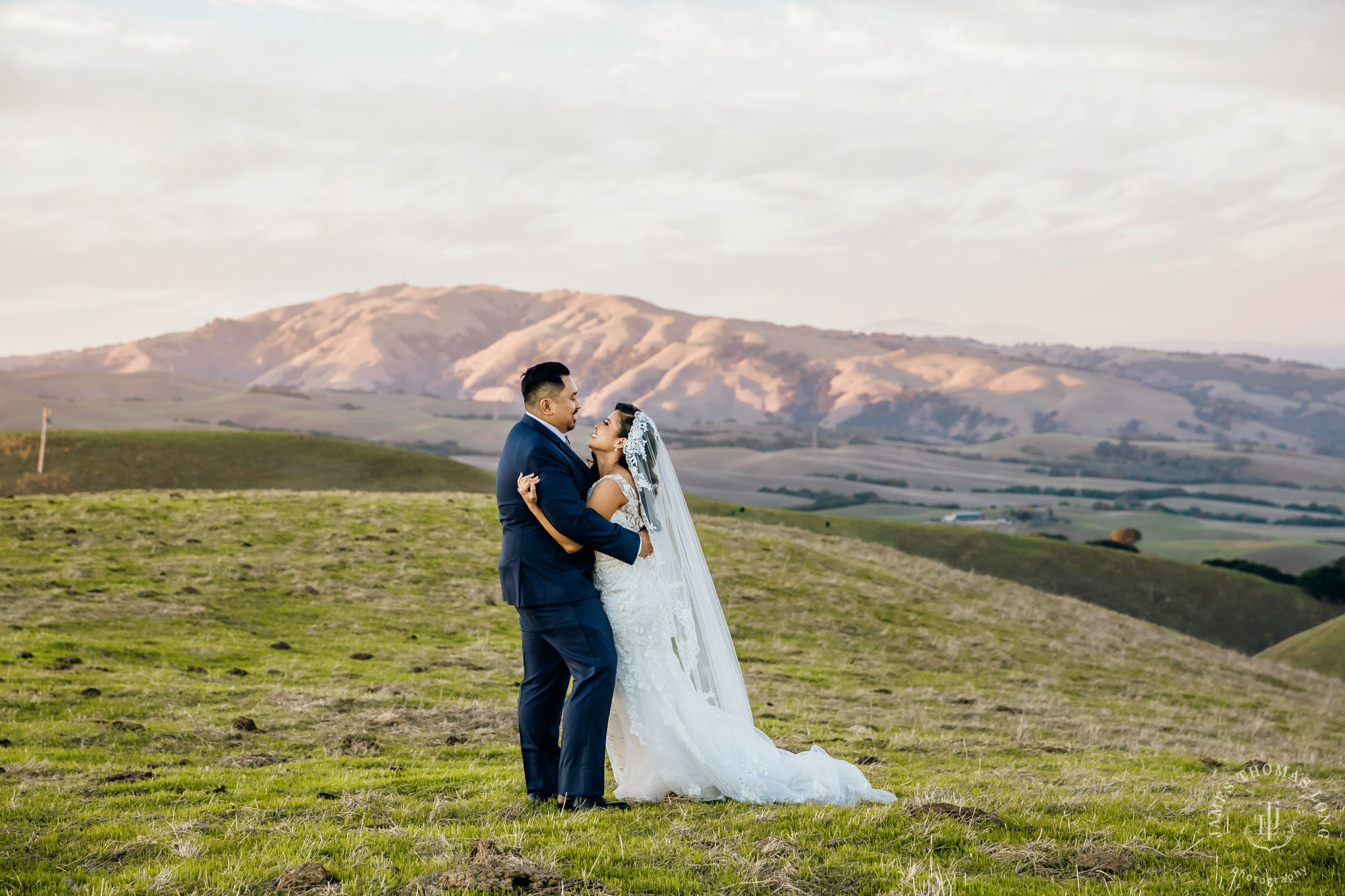 Destination wedding Sunol CA by Seattle wedding photographer James Thomas Long Photography