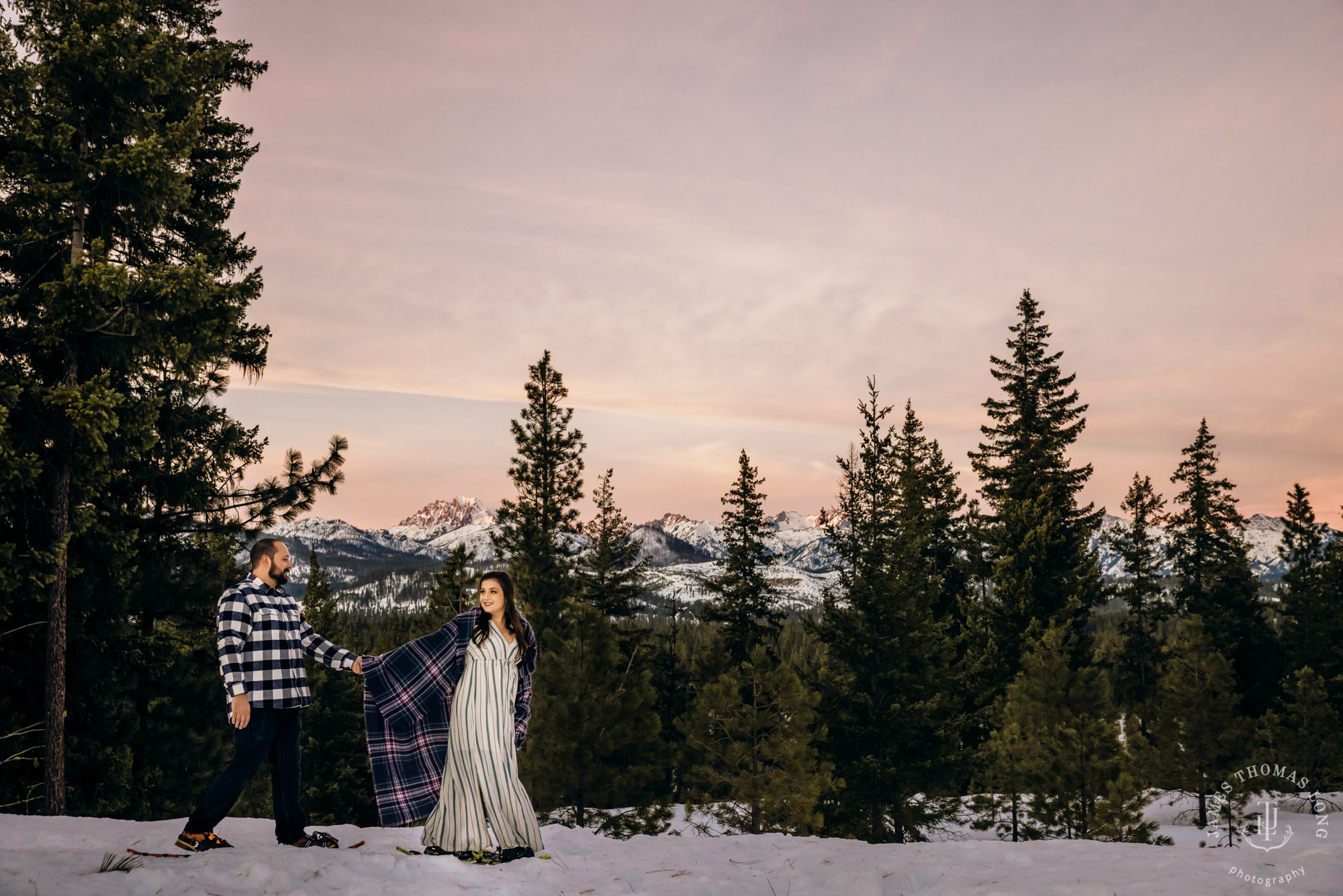 Cascade Mountain adventure engagement session in the snow by Snoqualmie wedding photographer James Thomas Long Photography