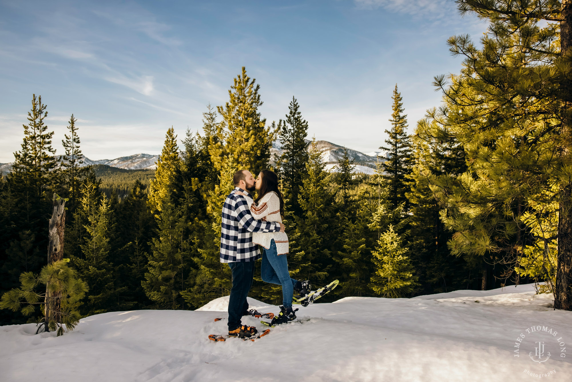 Cascade Mountain adventure engagement session in the snow by Snoqualmie wedding photographer James Thomas Long Photography