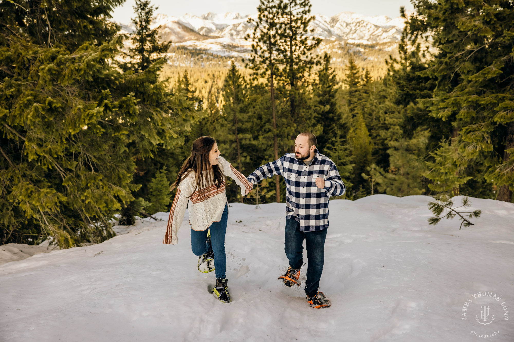 Cascade Mountain adventure engagement session in the snow by Snoqualmie wedding photographer James Thomas Long Photography