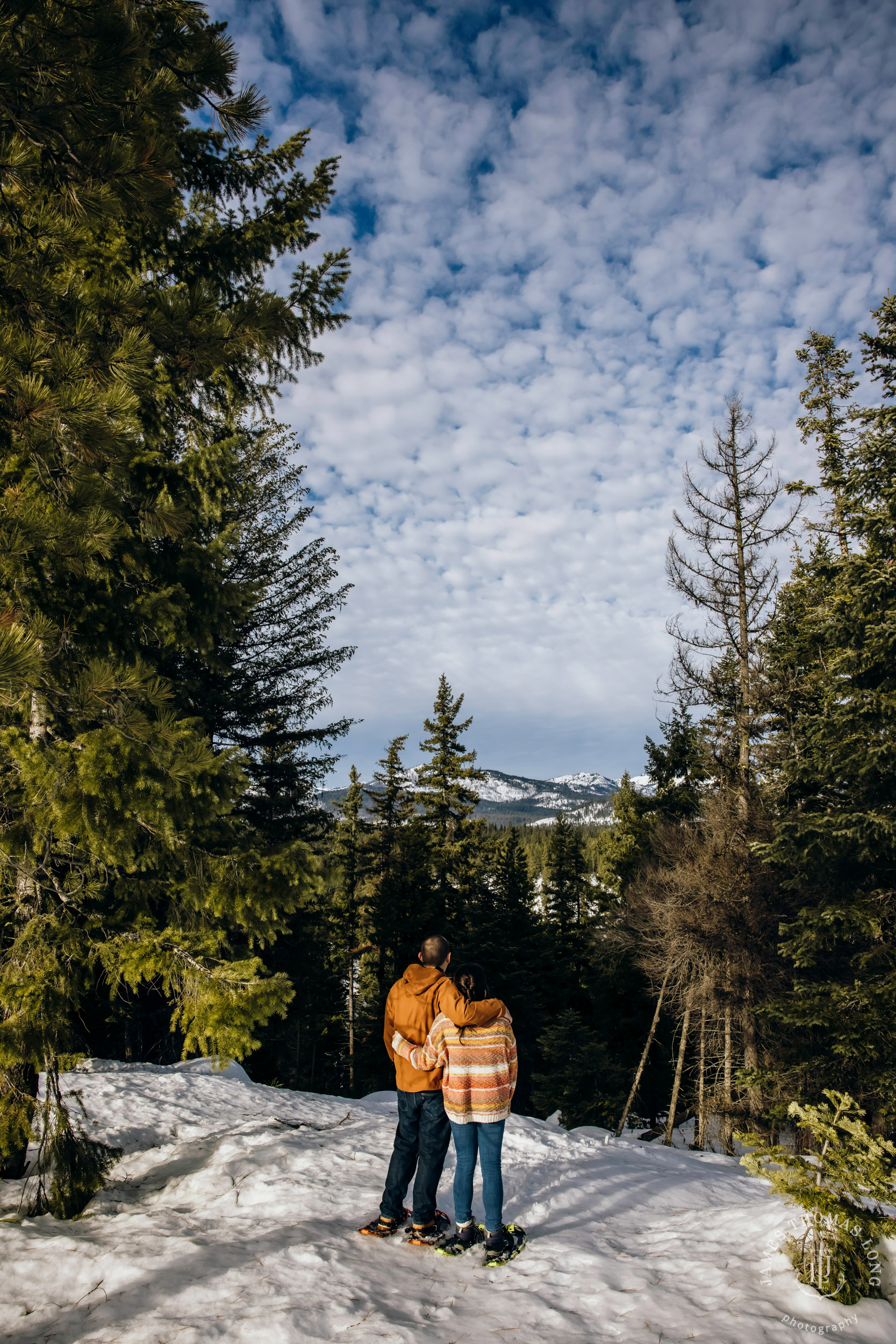 Cascade Mountain adventure engagement session in the snow by Snoqualmie wedding photographer James Thomas Long Photography