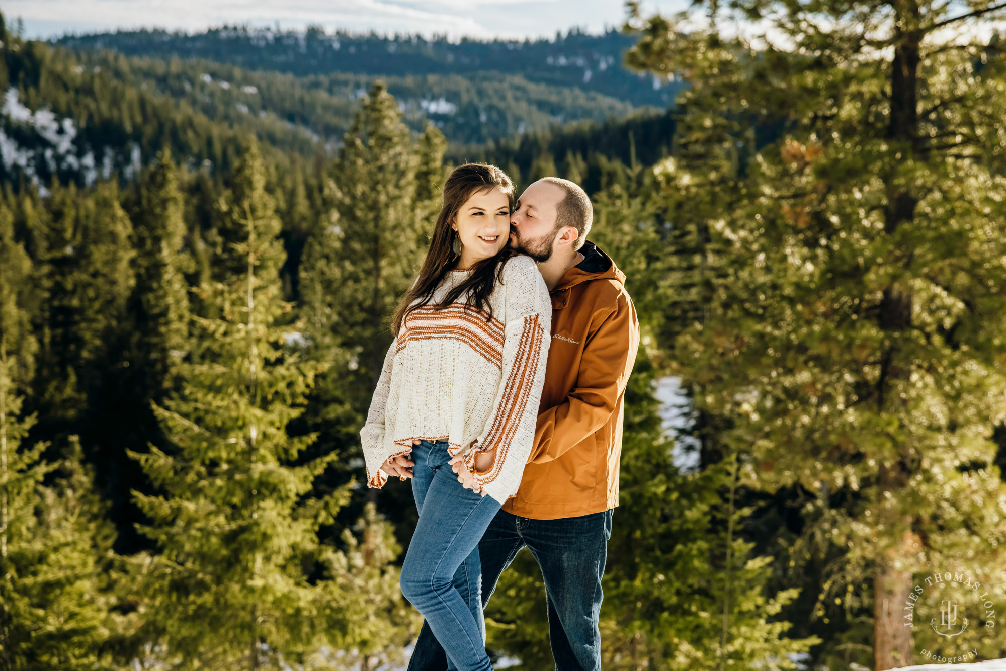 Cascade Mountain adventure engagement session in the snow by Snoqualmie wedding photographer James Thomas Long Photography