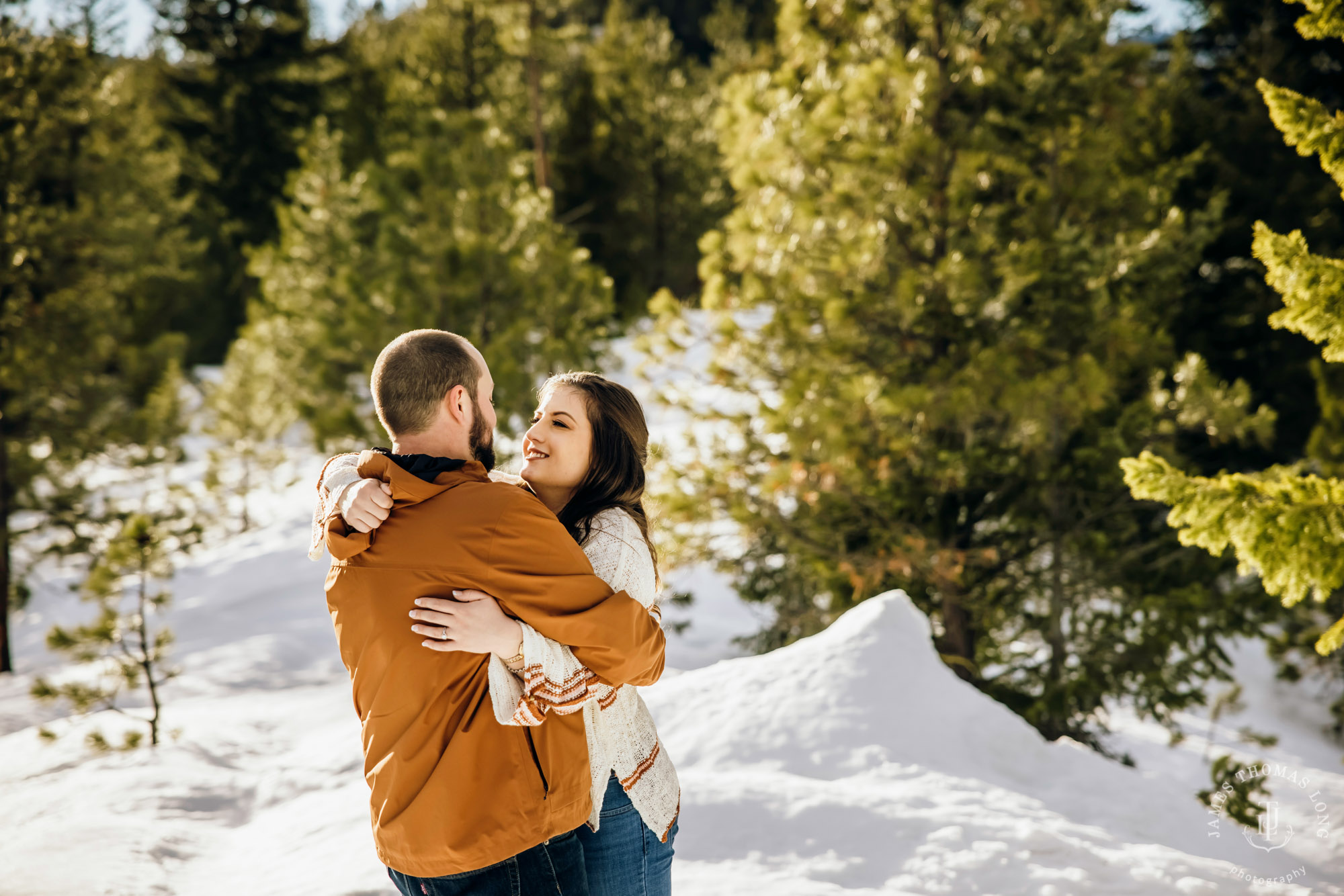 Cascade Mountain adventure engagement session in the snow by Snoqualmie wedding photographer James Thomas Long Photography