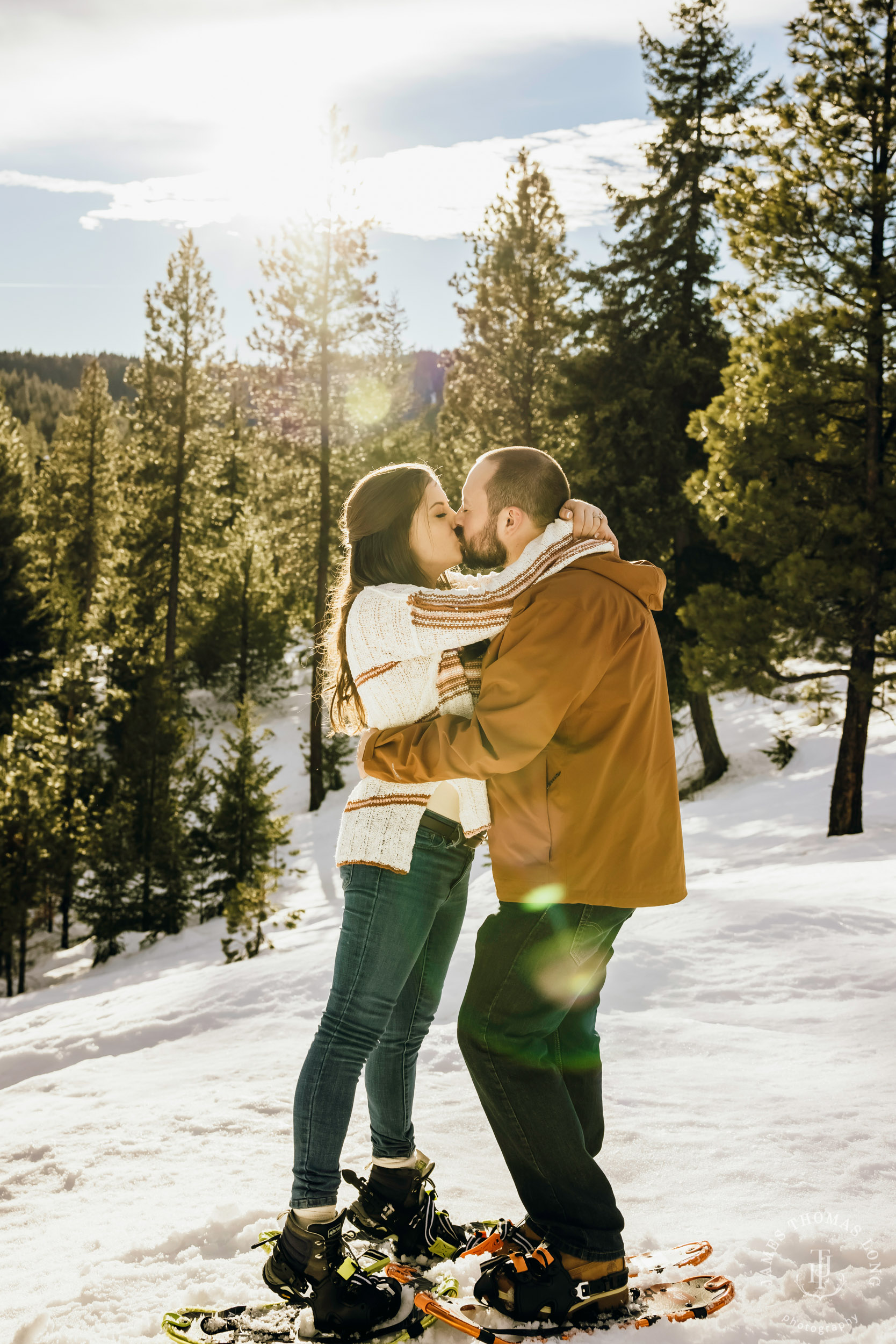 Cascade Mountain adventure engagement session in the snow by Snoqualmie wedding photographer James Thomas Long Photography