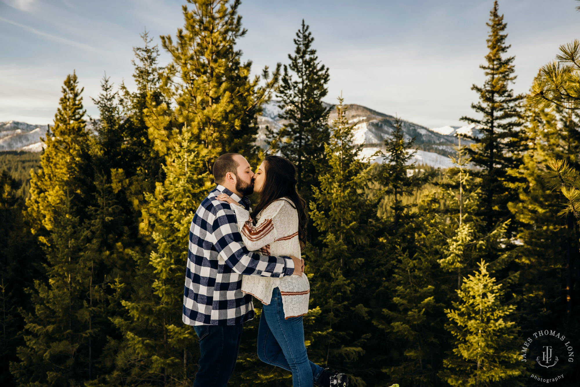 Cascade Mountain adventure engagement session in the snow by Snoqualmie wedding photographer James Thomas Long Photography