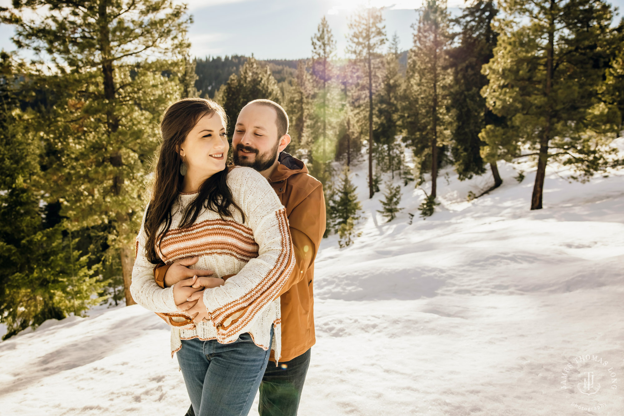 Cascade Mountain adventure engagement session in the snow by Snoqualmie wedding photographer James Thomas Long Photography