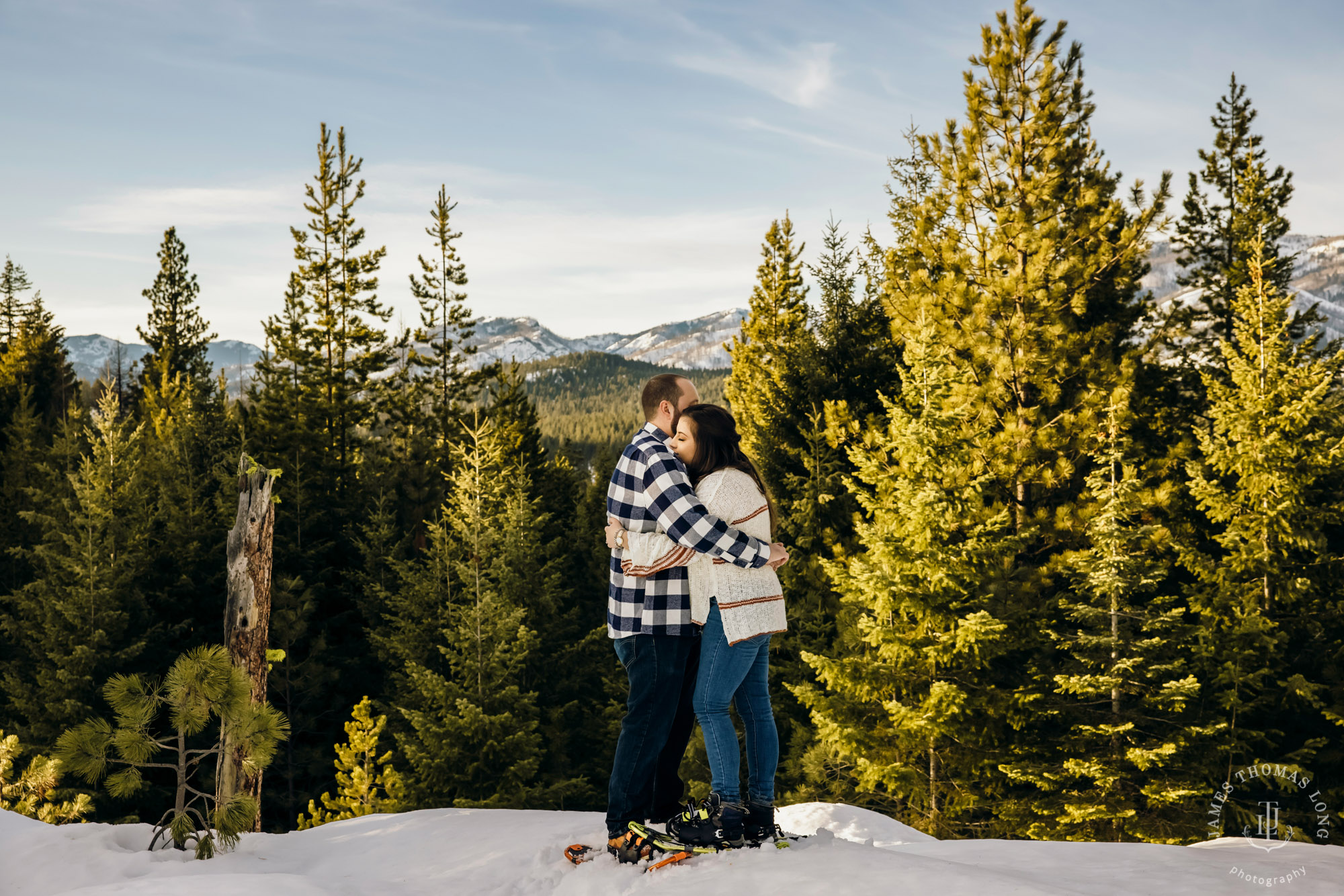 Cascade Mountain adventure engagement session in the snow by Snoqualmie wedding photographer James Thomas Long Photography