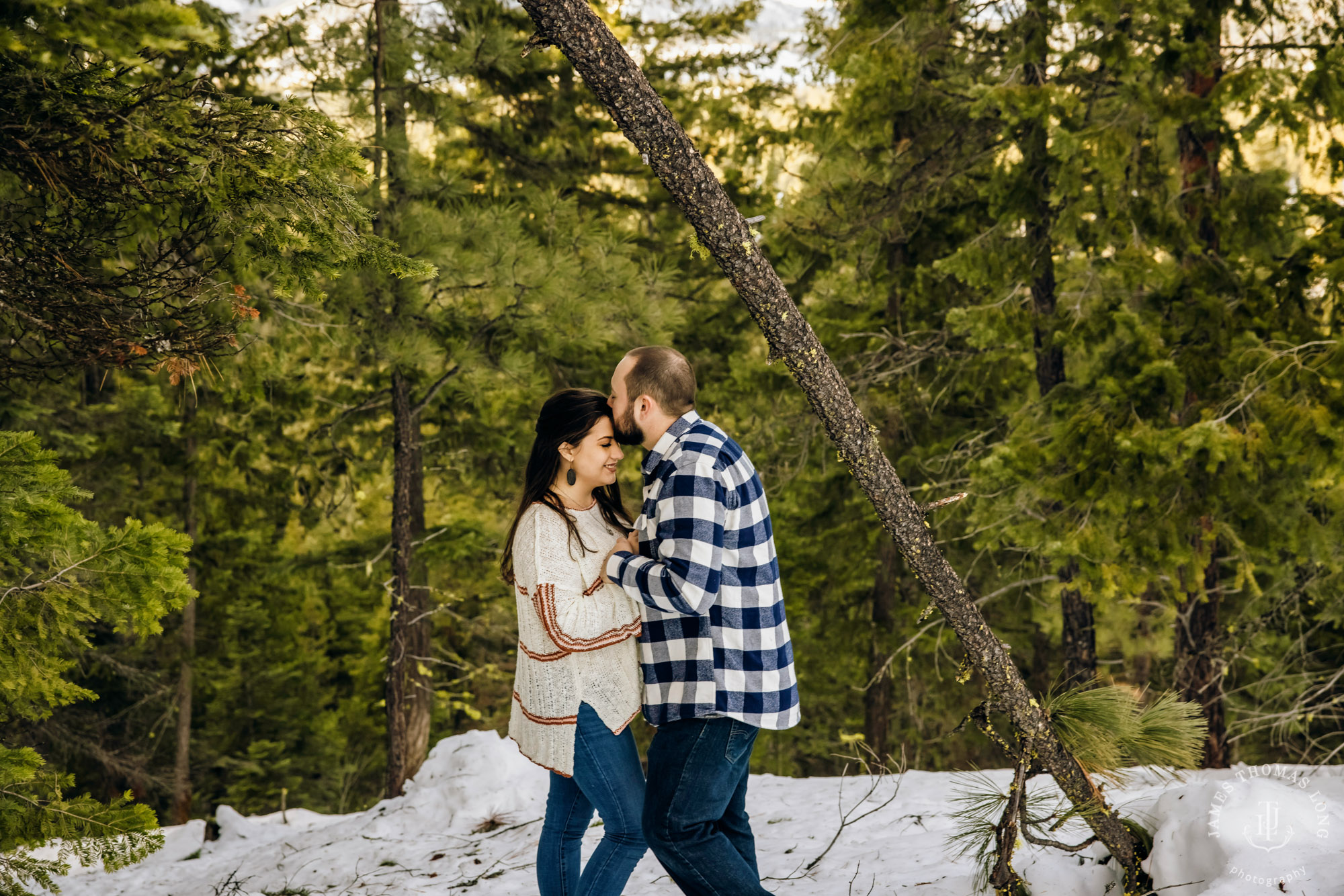 Cascade Mountain adventure engagement session in the snow by Snoqualmie wedding photographer James Thomas Long Photography